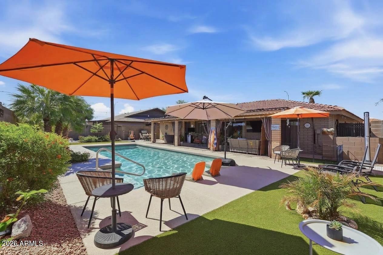 2441 HONEYSUCKLE Circle, Mesa, AZ, 85209 — assumable FHA mortgage at 5.81%