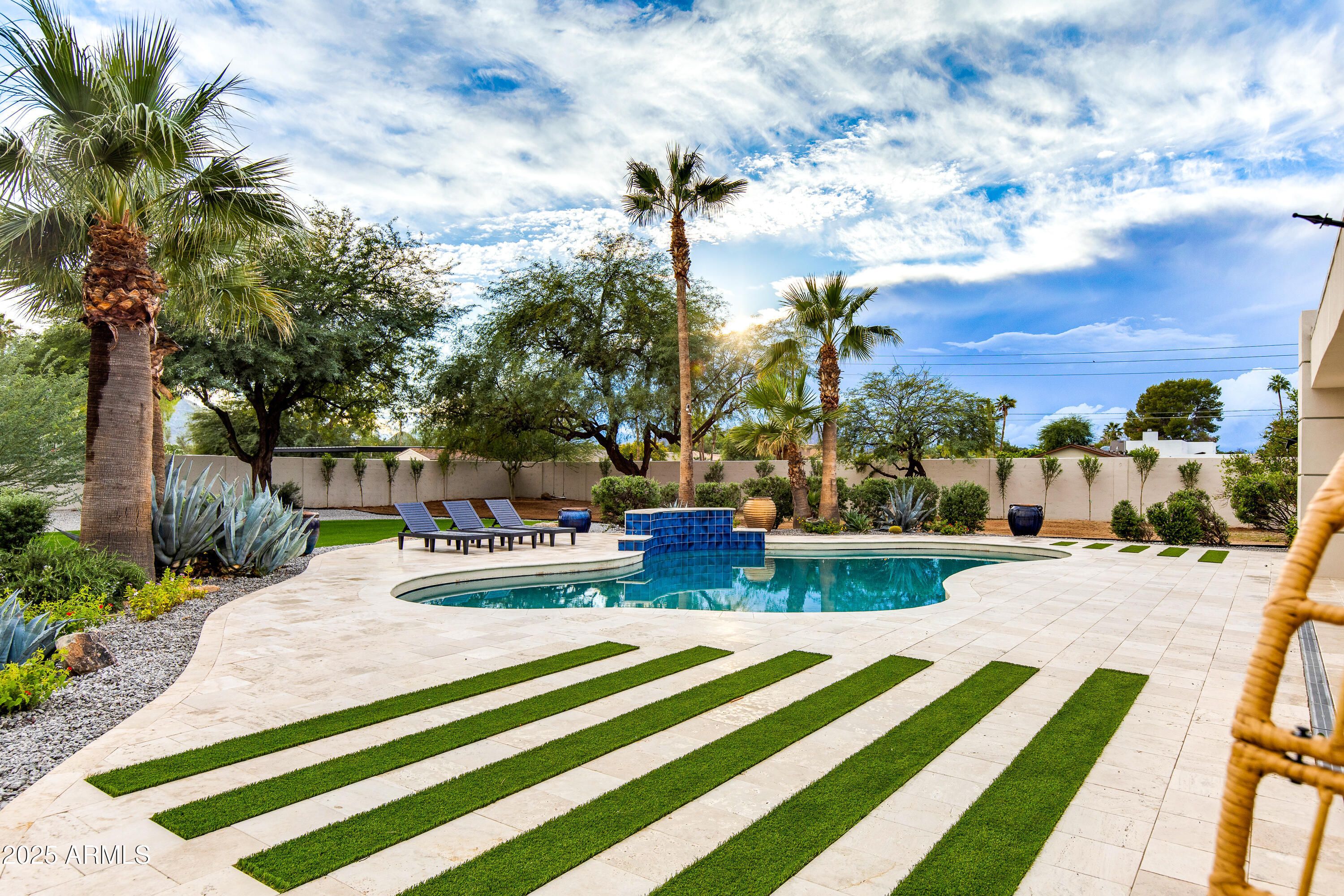 6403 E Gold Dust Avenue, Paradise Valley, AZ 85253