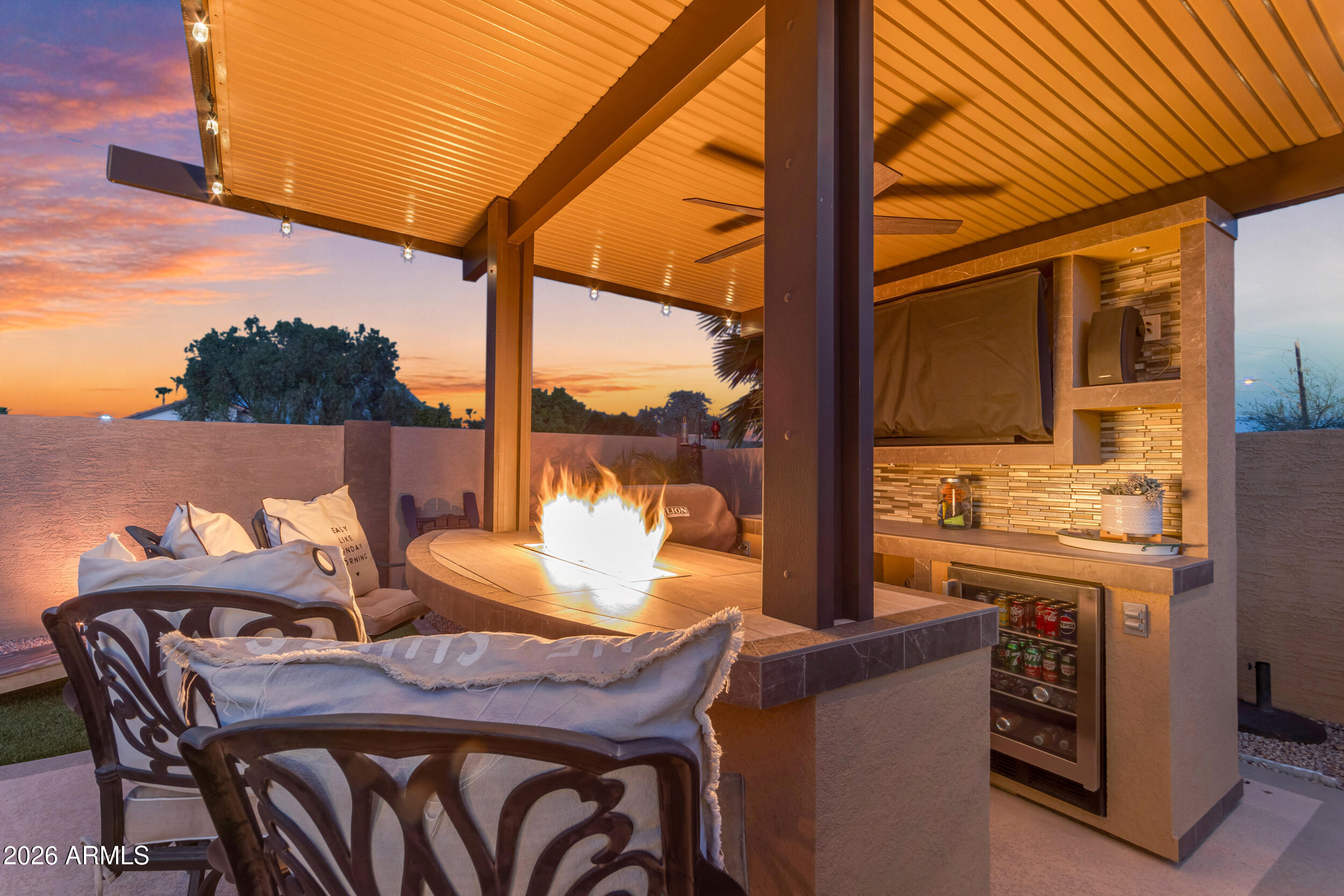 26433 S SADDLETREE Drive, Sun Lakes, AZ 85248