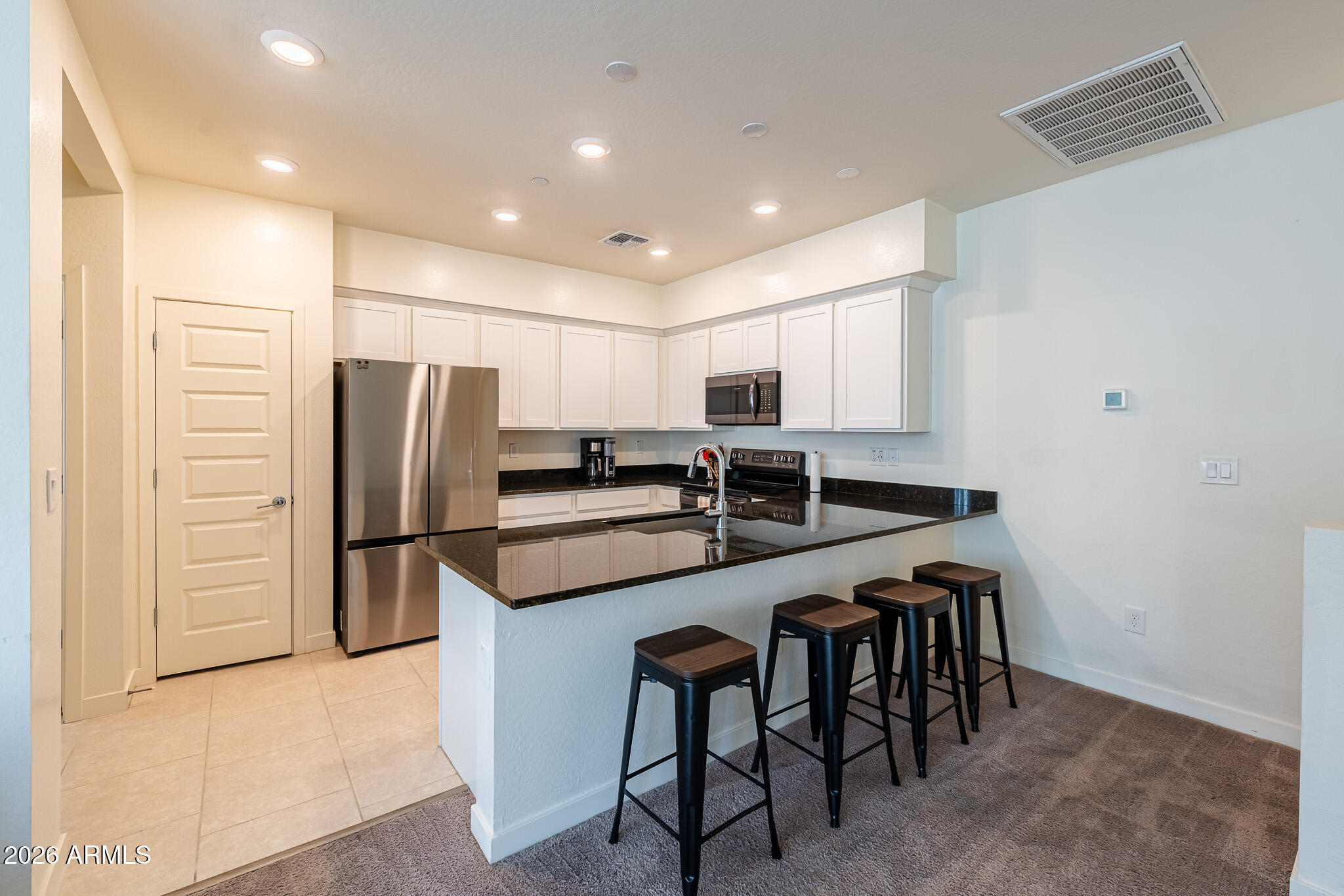 2750 S VOYAGER Drive 101, Gilbert, AZ 85295