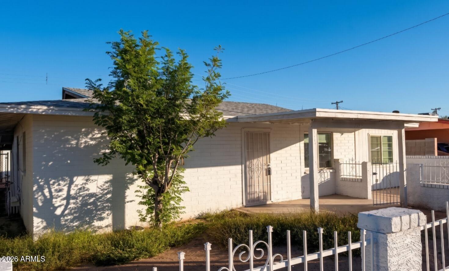 3622 W SUNLAND Avenue, Phoenix, AZ 85041