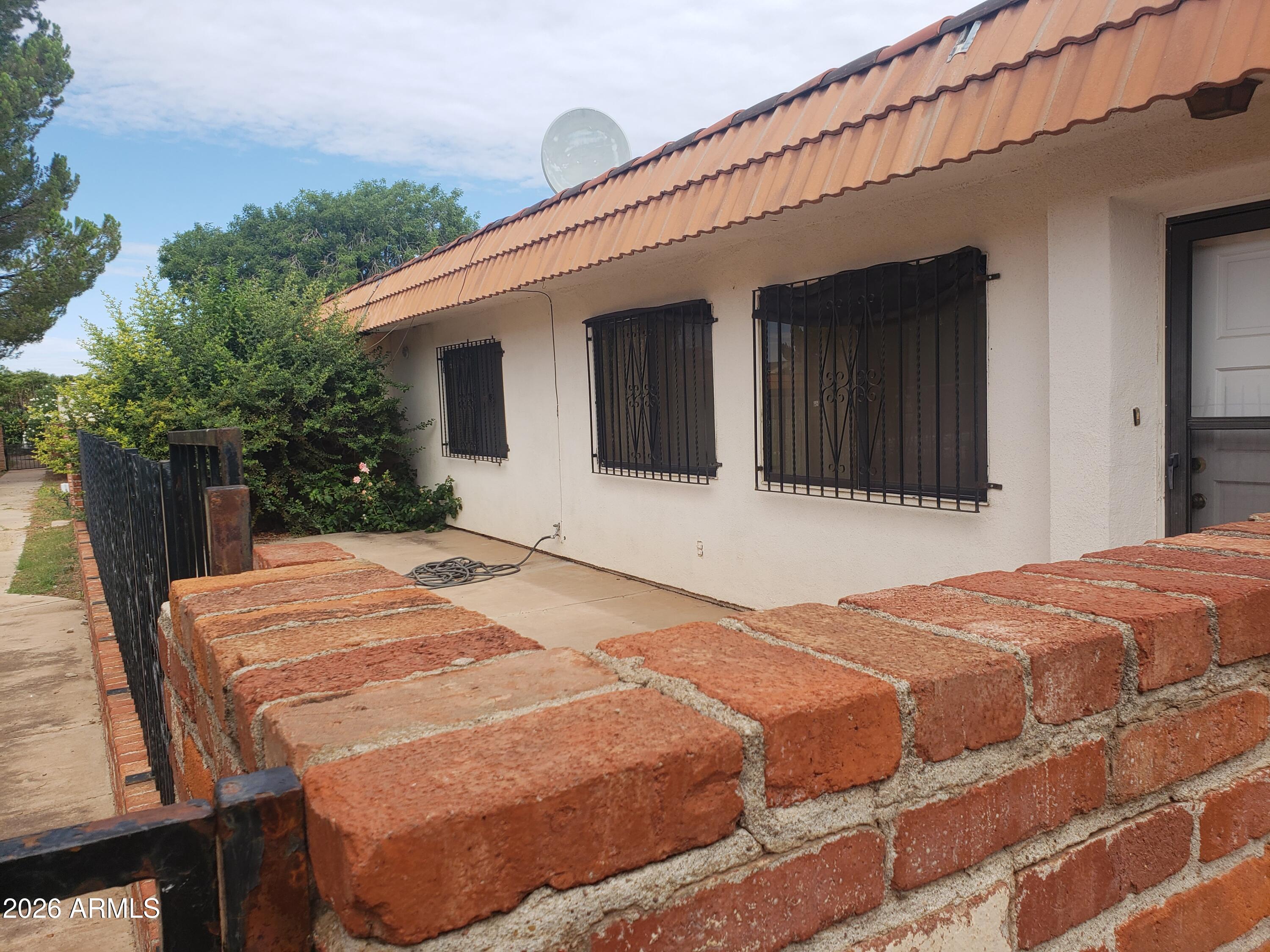 2550 E 15th Street 403, Douglas, AZ 85607