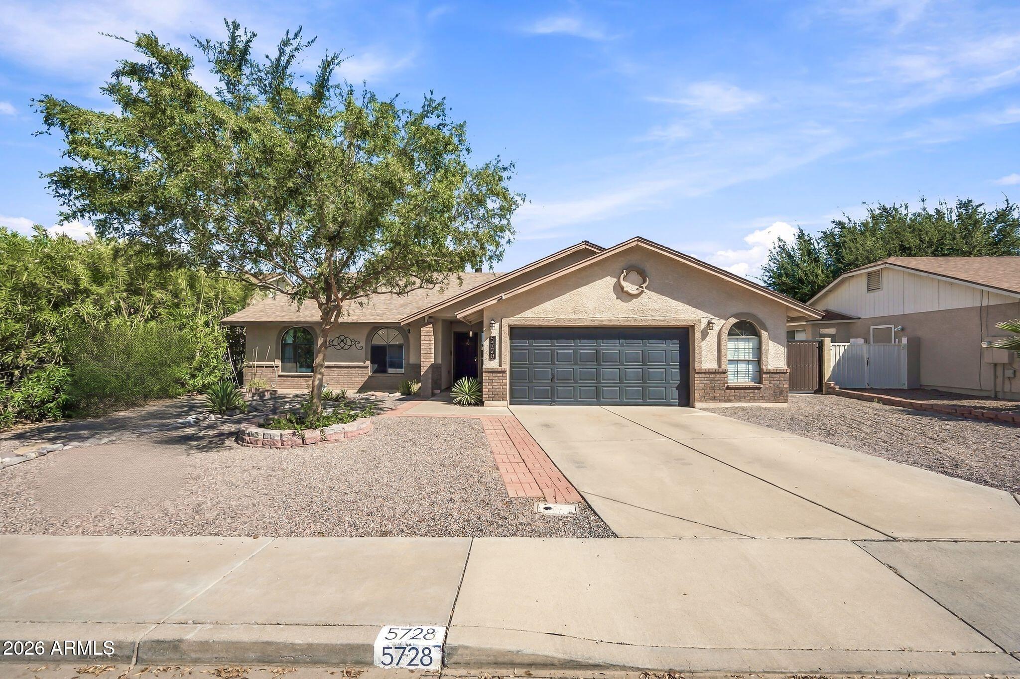 5728 E ENROSE Street, Mesa, AZ 85205