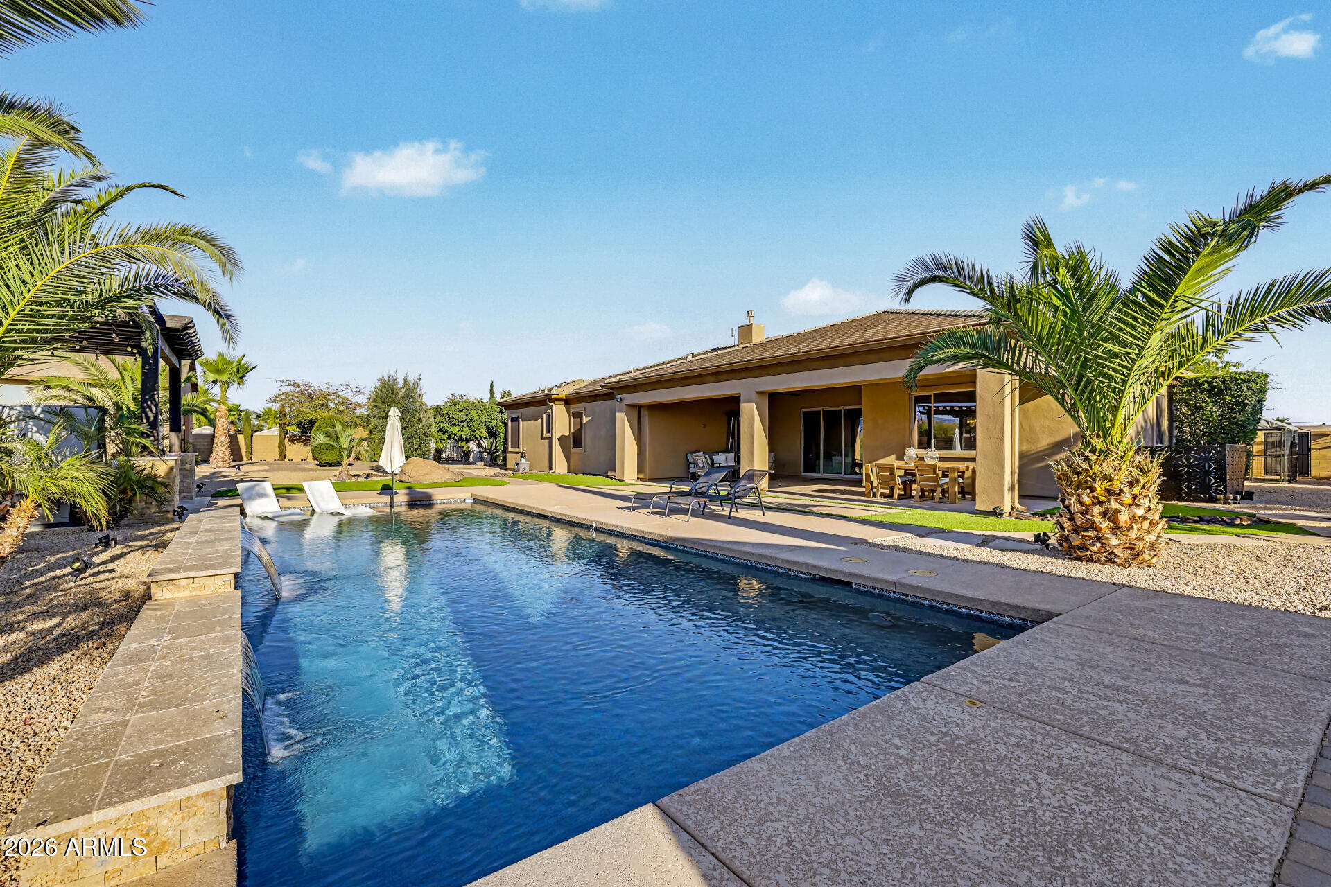 806 W DESERT RANCH Road, Phoenix, AZ 85086