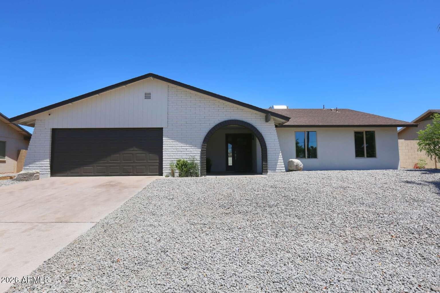 2528 W SWEETWATER Avenue, Phoenix, AZ 85029