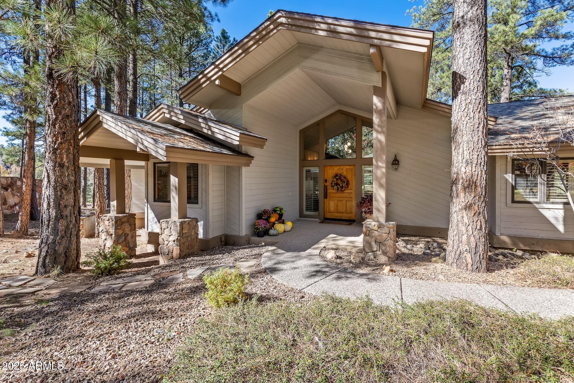 2082 WILLIAM PALMER, Flagstaff, AZ 86005