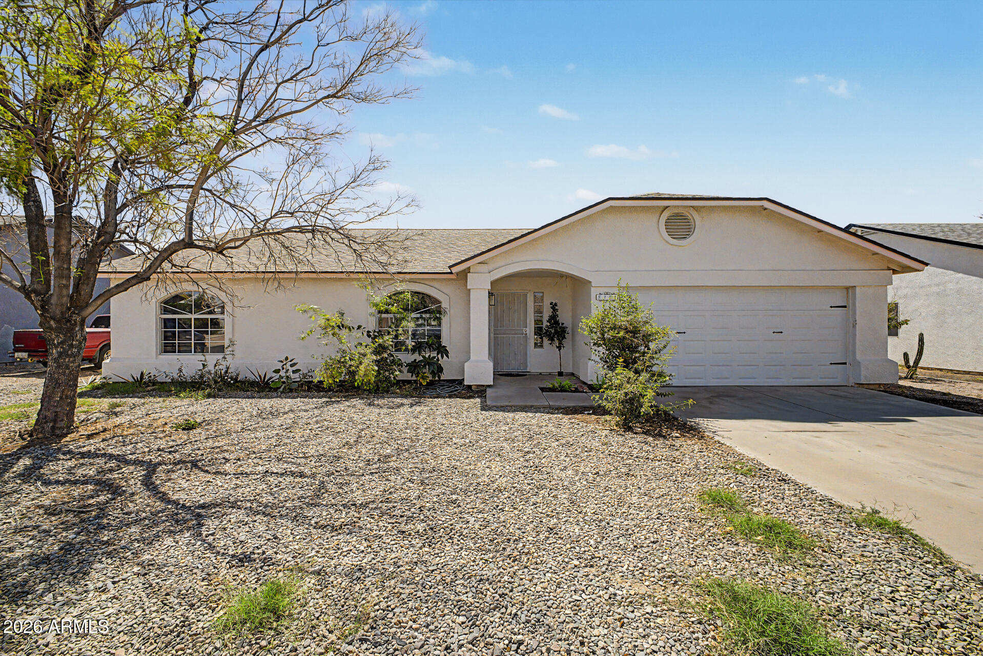 8111 E DES MOINES Street E, Mesa, AZ 85207