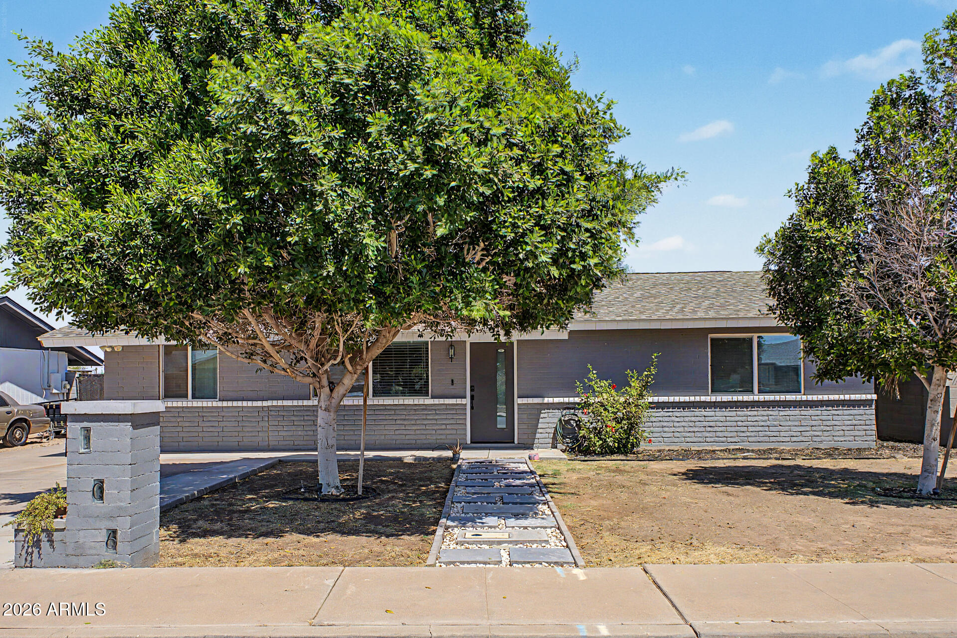 106 E INDIGO Street, Mesa, AZ 85201