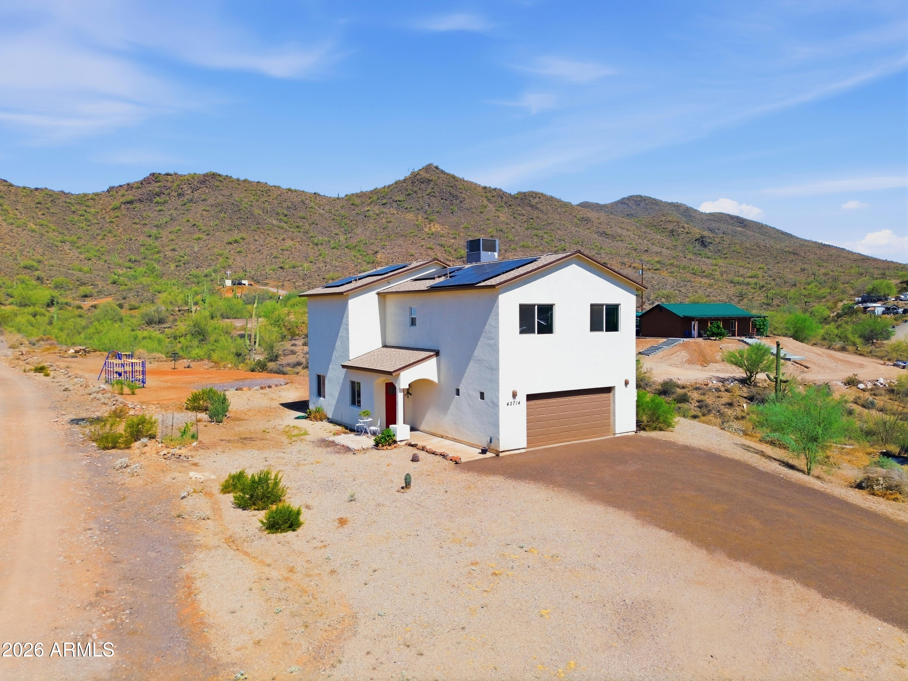 42714 N 11TH Avenue, New River, AZ 85087
