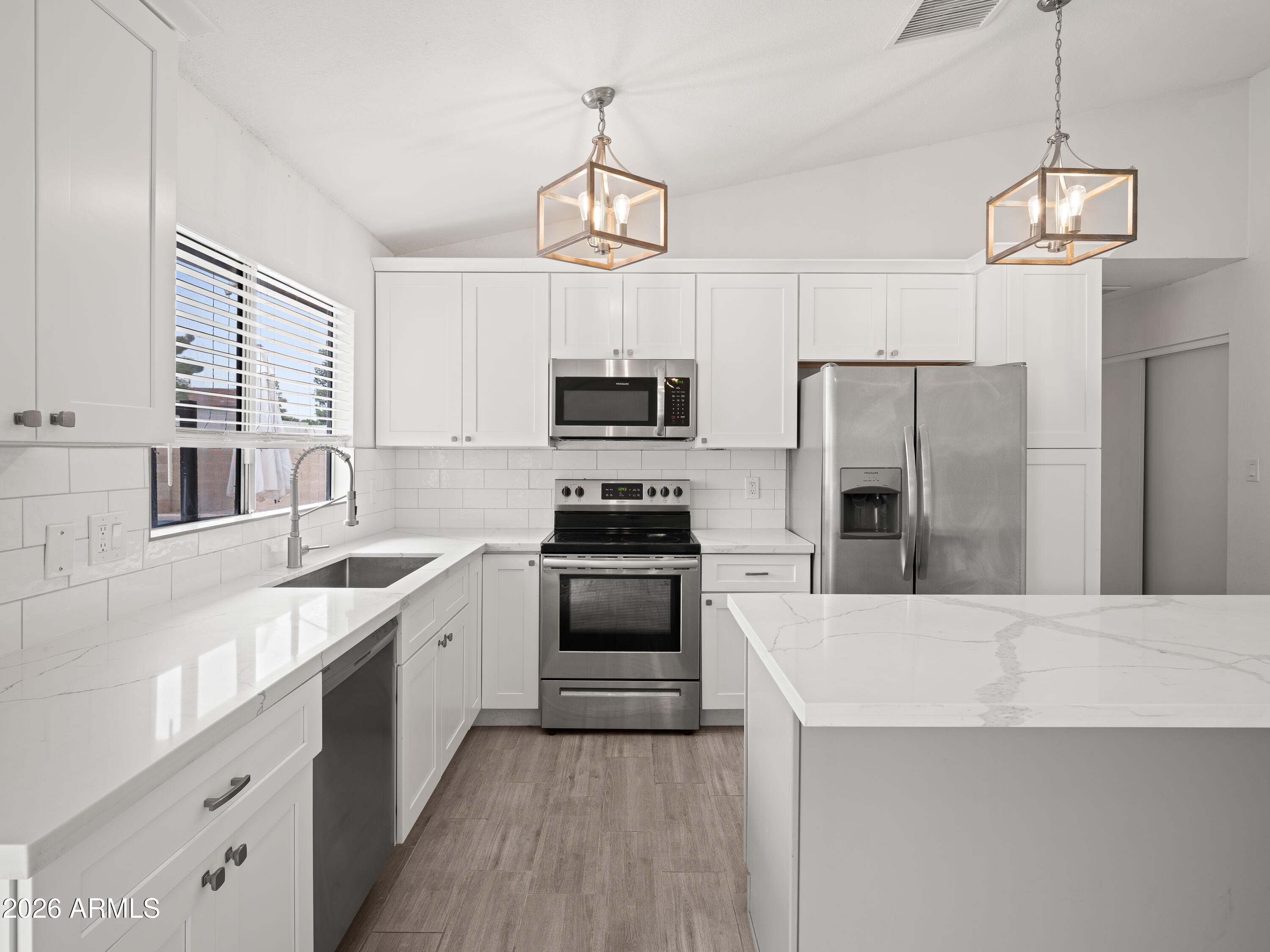 928 E Hope Street, Mesa, AZ 85203