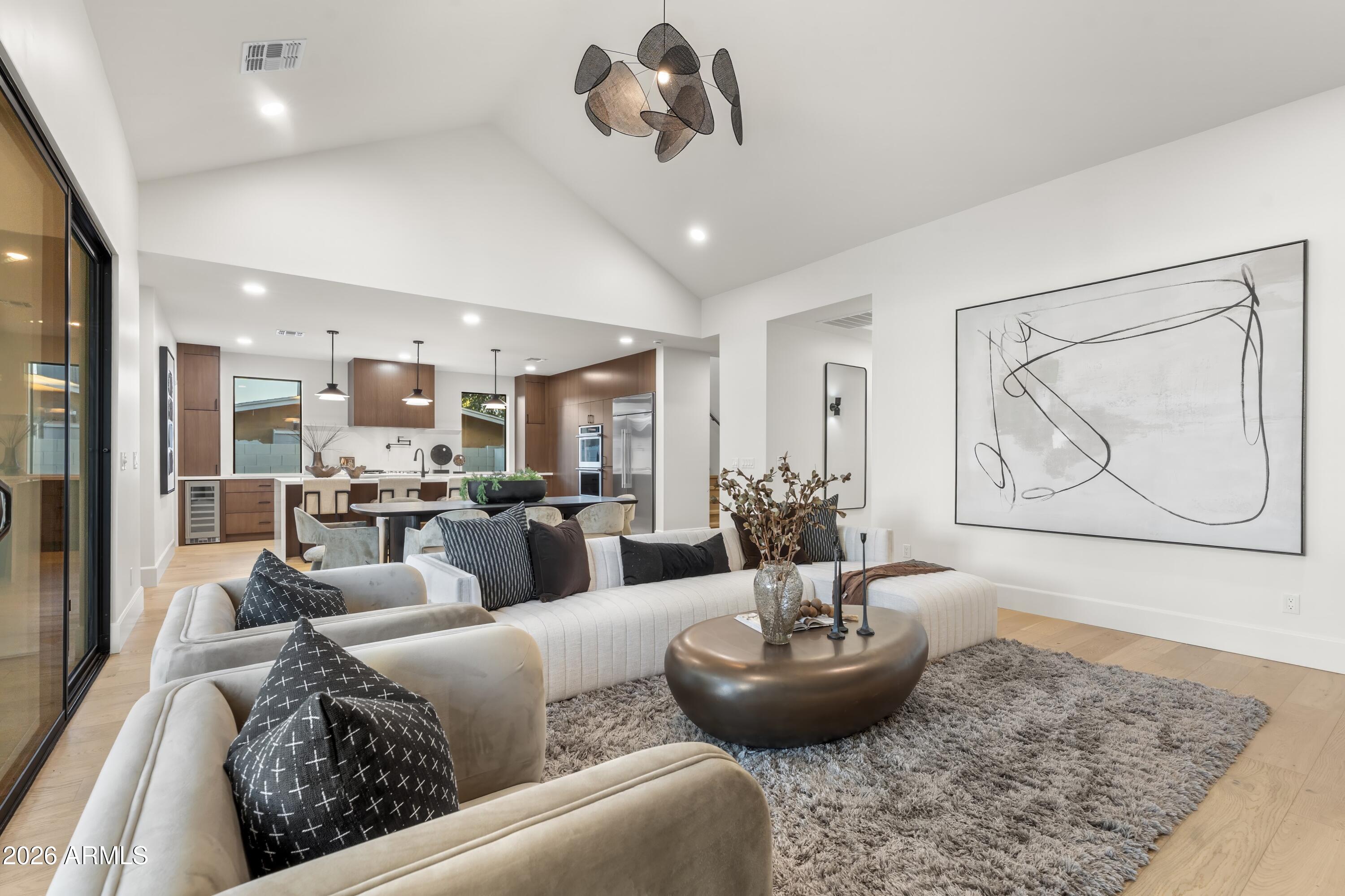 4215 N 42ND Street, Phoenix, AZ 85018
