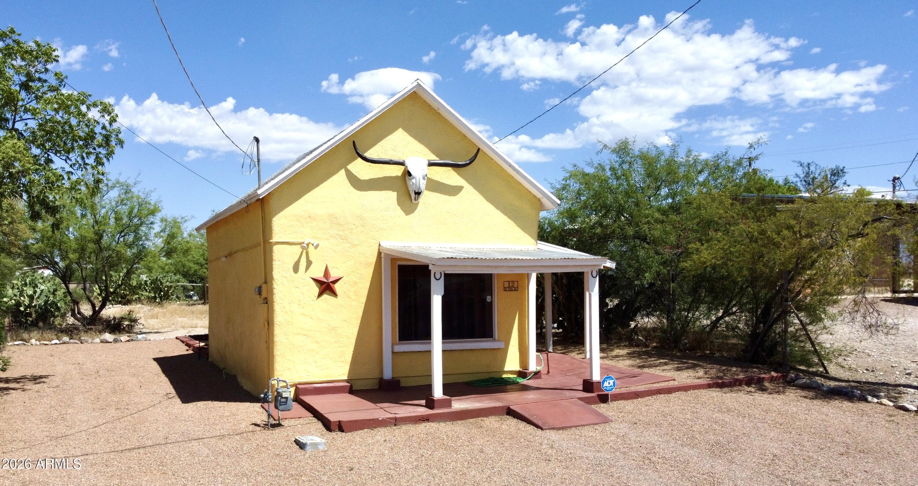 12 N 7TH Street, Tombstone, AZ 85638