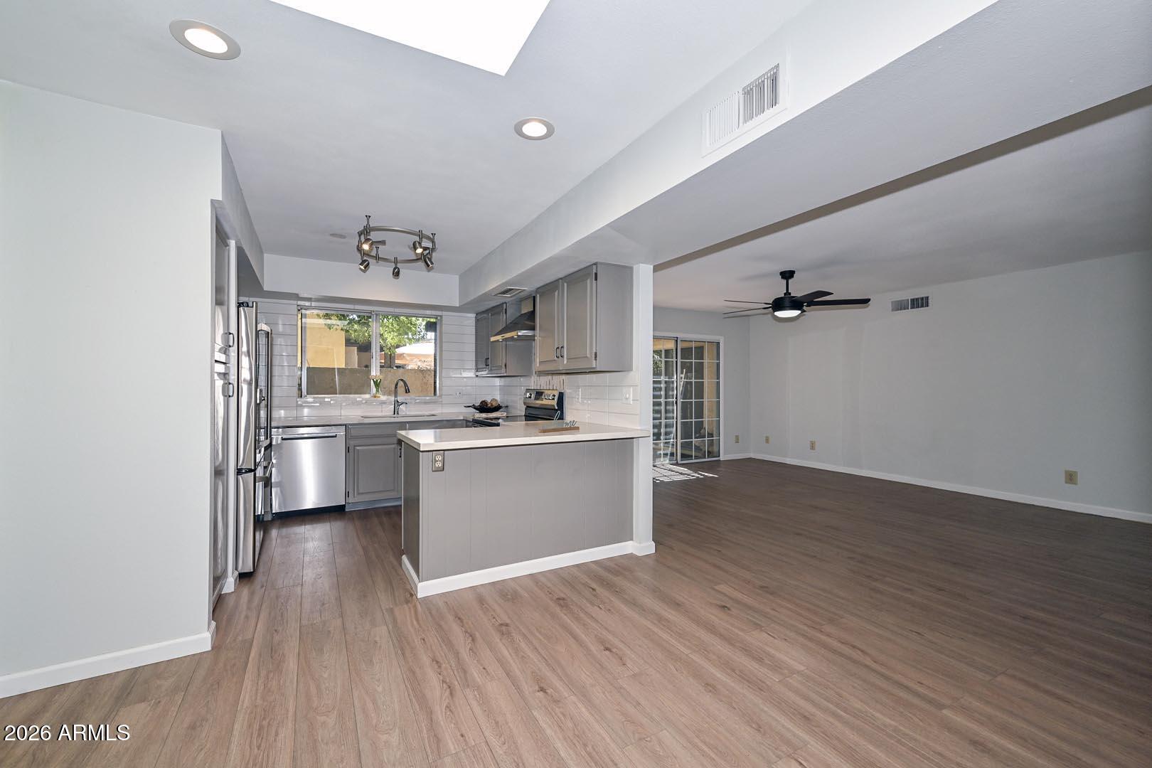 6237 N 22ND Drive, Phoenix, AZ 85015
