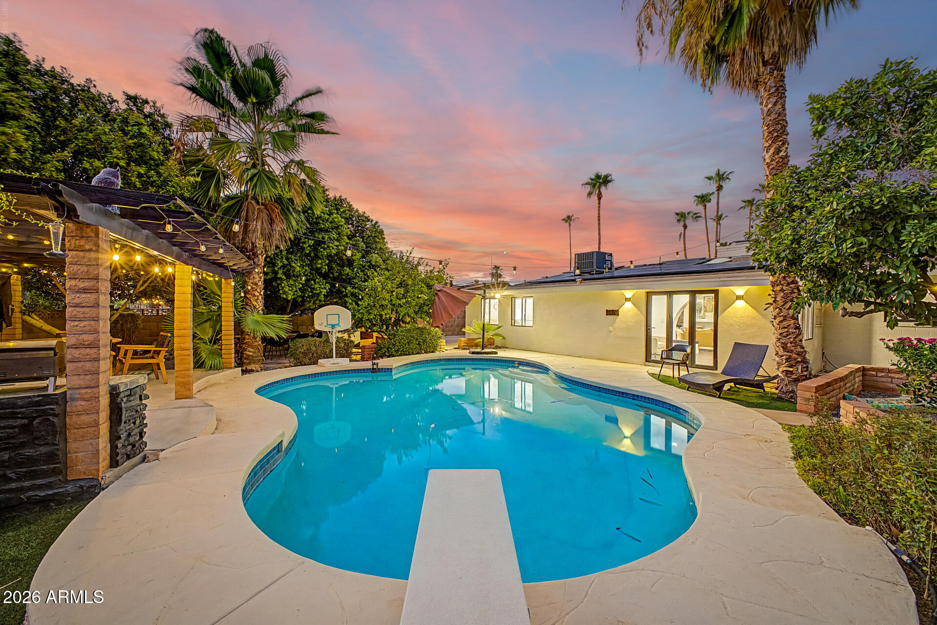 1909 E INCA Circle, Mesa, AZ 85203