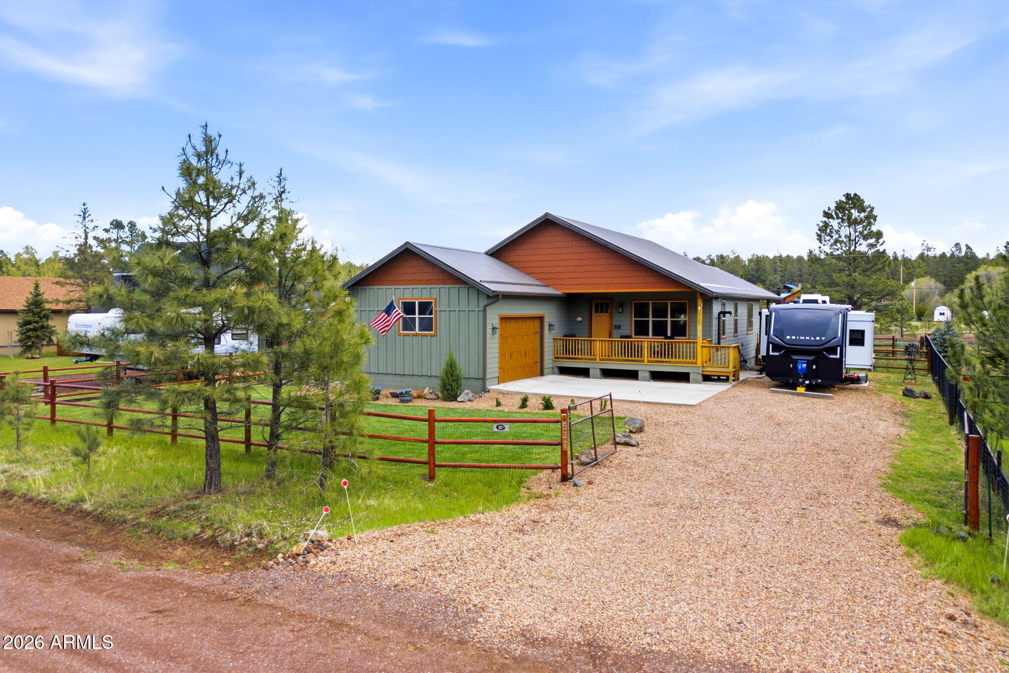 527 N SKYLANE Road, Pinetop, AZ 85935