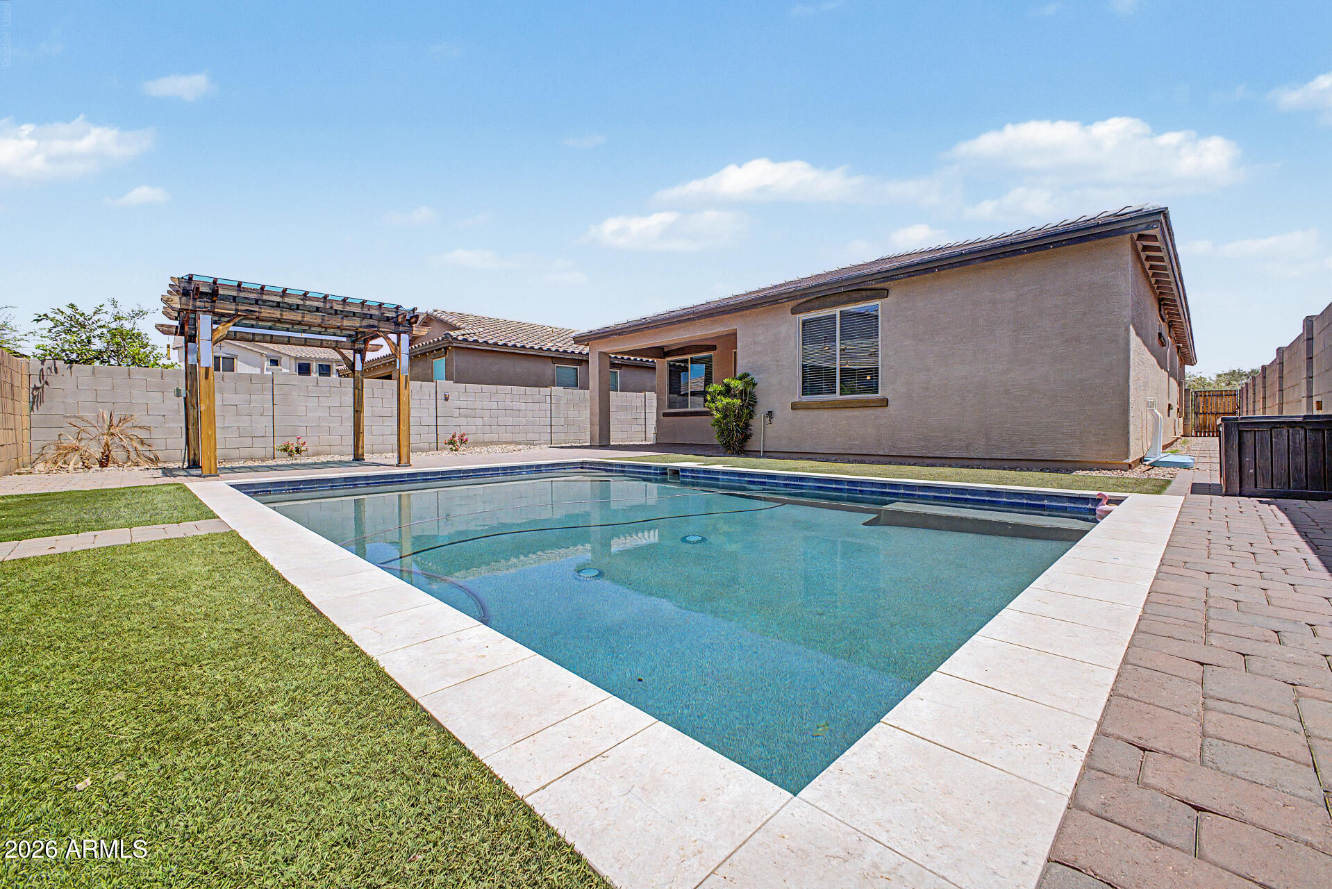 35744 N BANDOLIER Drive, San Tan Valley, AZ 85144