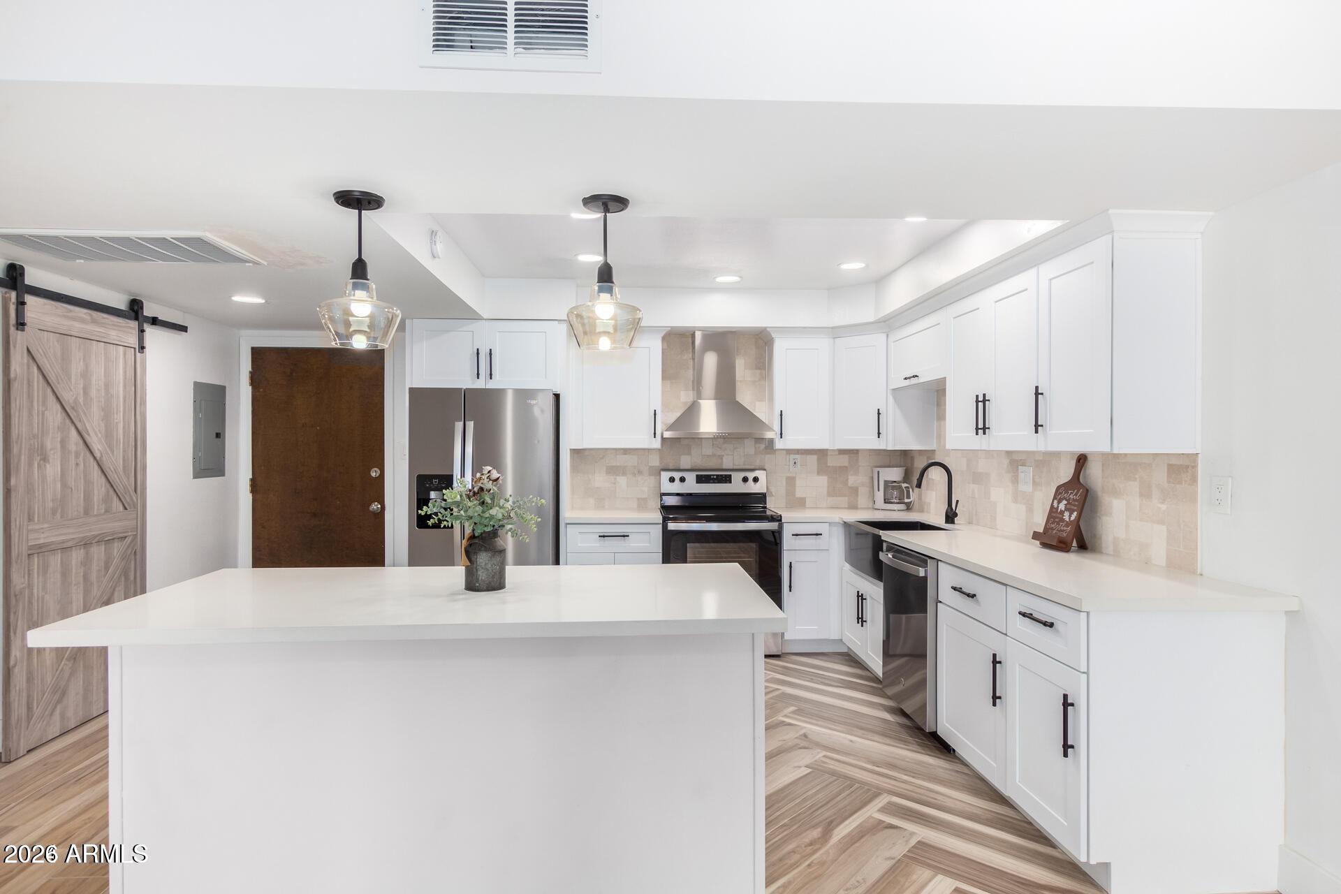7930 E CAMELBACK Road 111, Scottsdale, AZ 85251