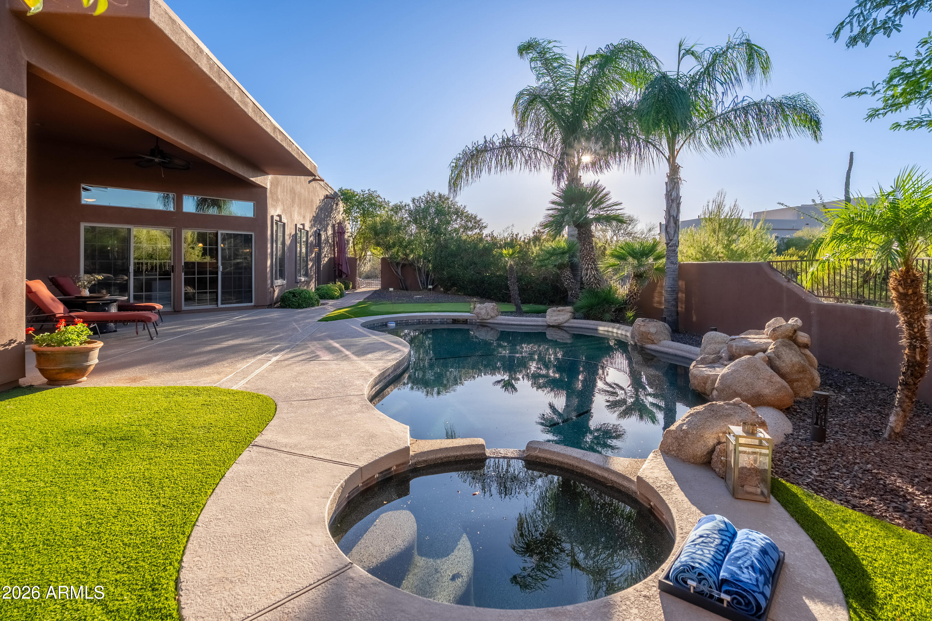11374 E DALE Lane, Scottsdale, AZ 85262