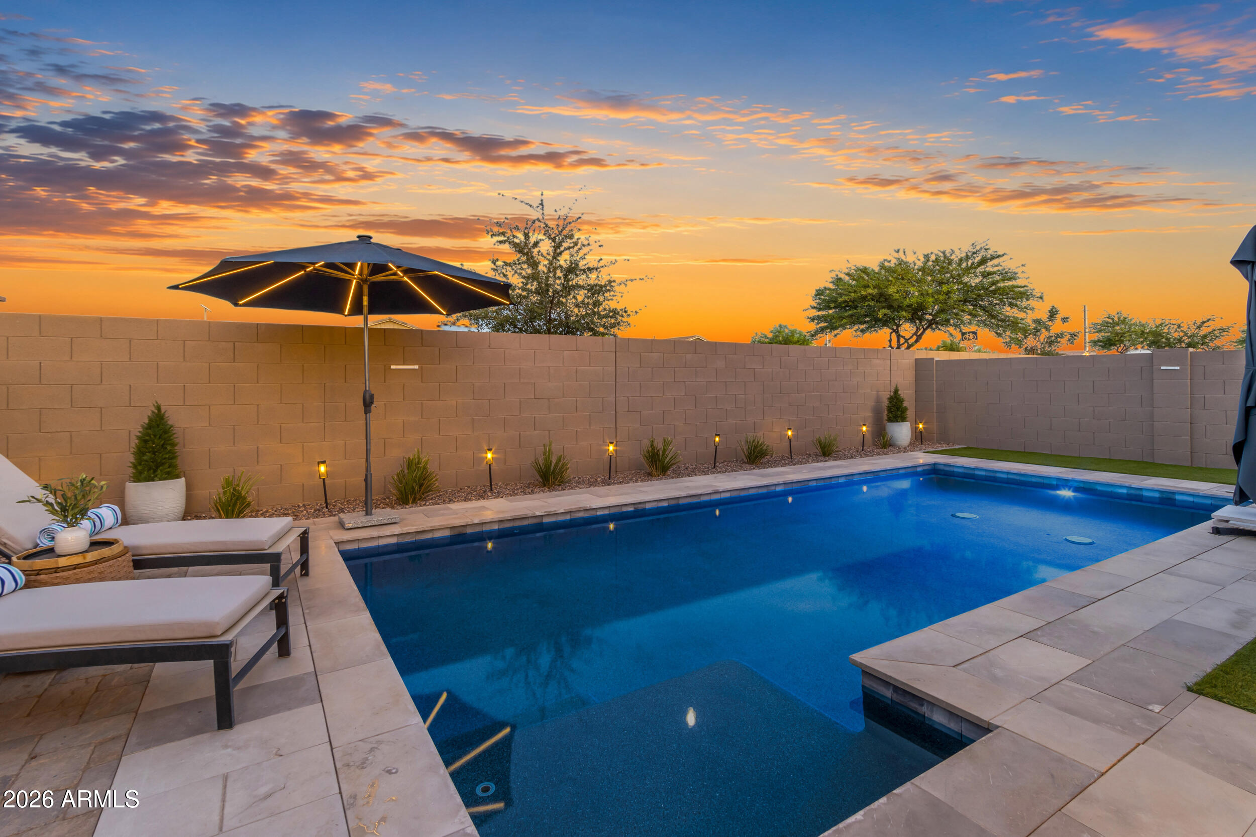 36943 N EL MORRO Trail, San Tan Valley, AZ 85140