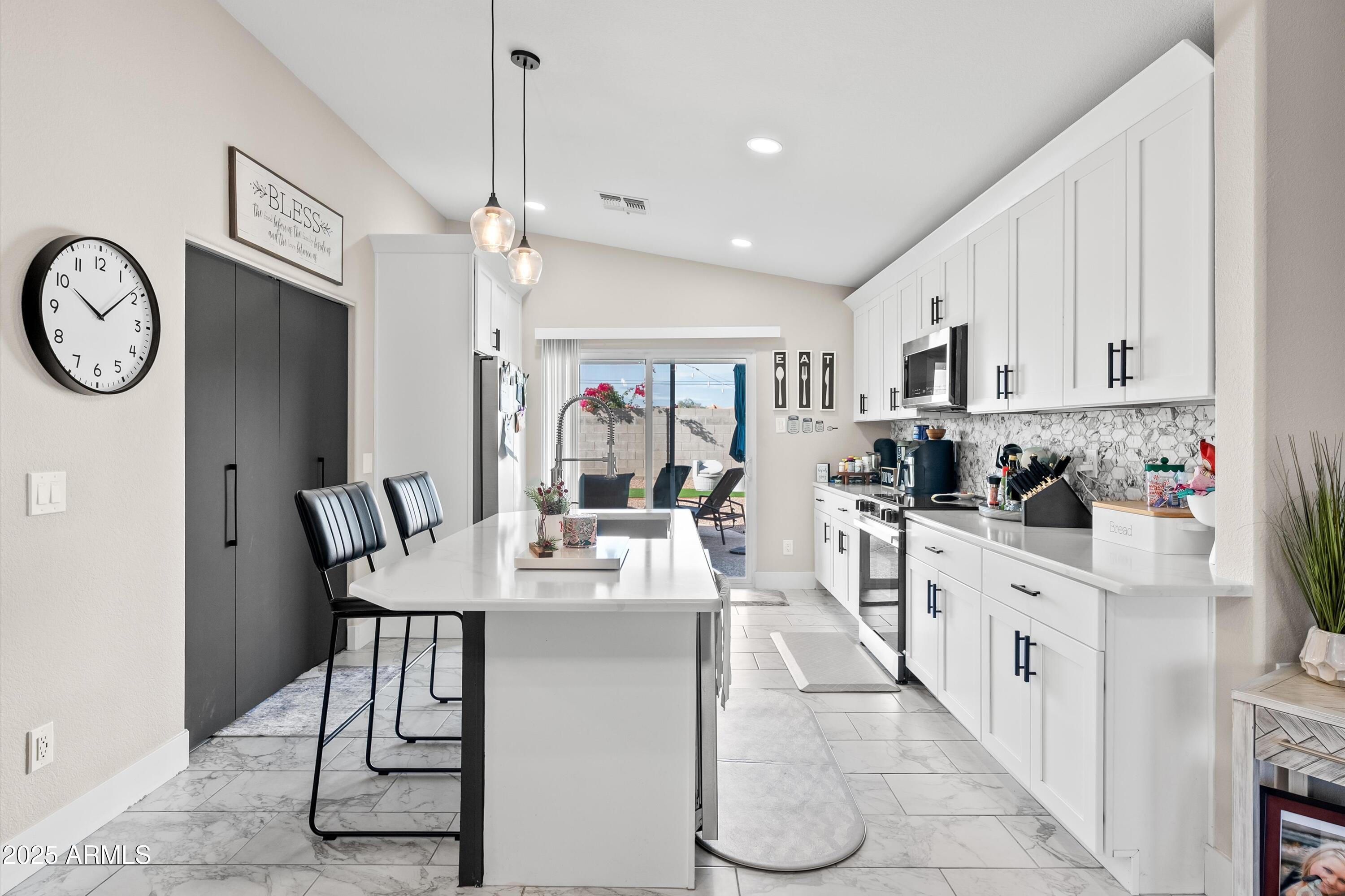 1840 S PINTO Drive, Apache Junction, AZ 85120