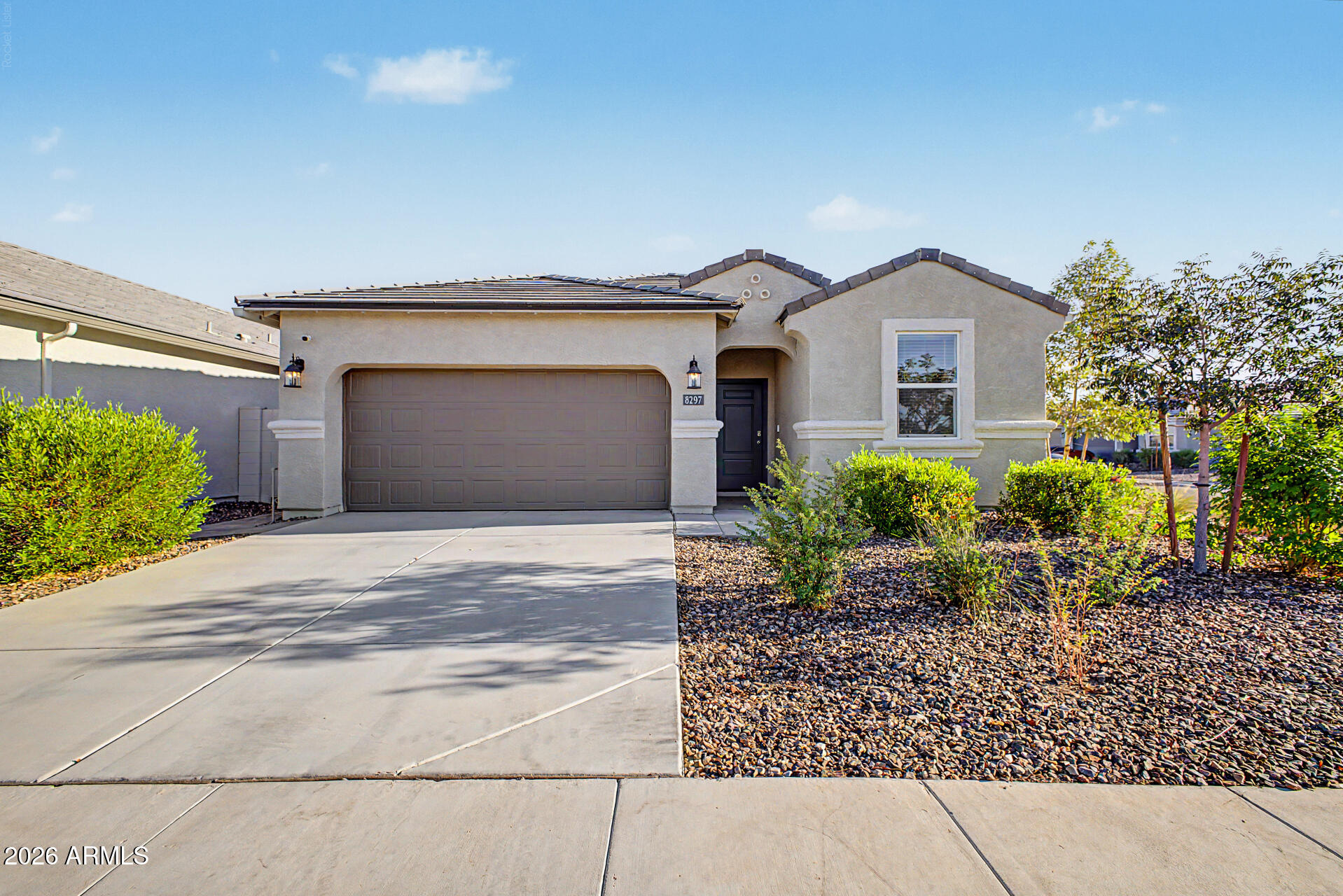 8297 CLEMENTE Way, Florence, AZ, 85132 — assumable FHA mortgage at 7.12%