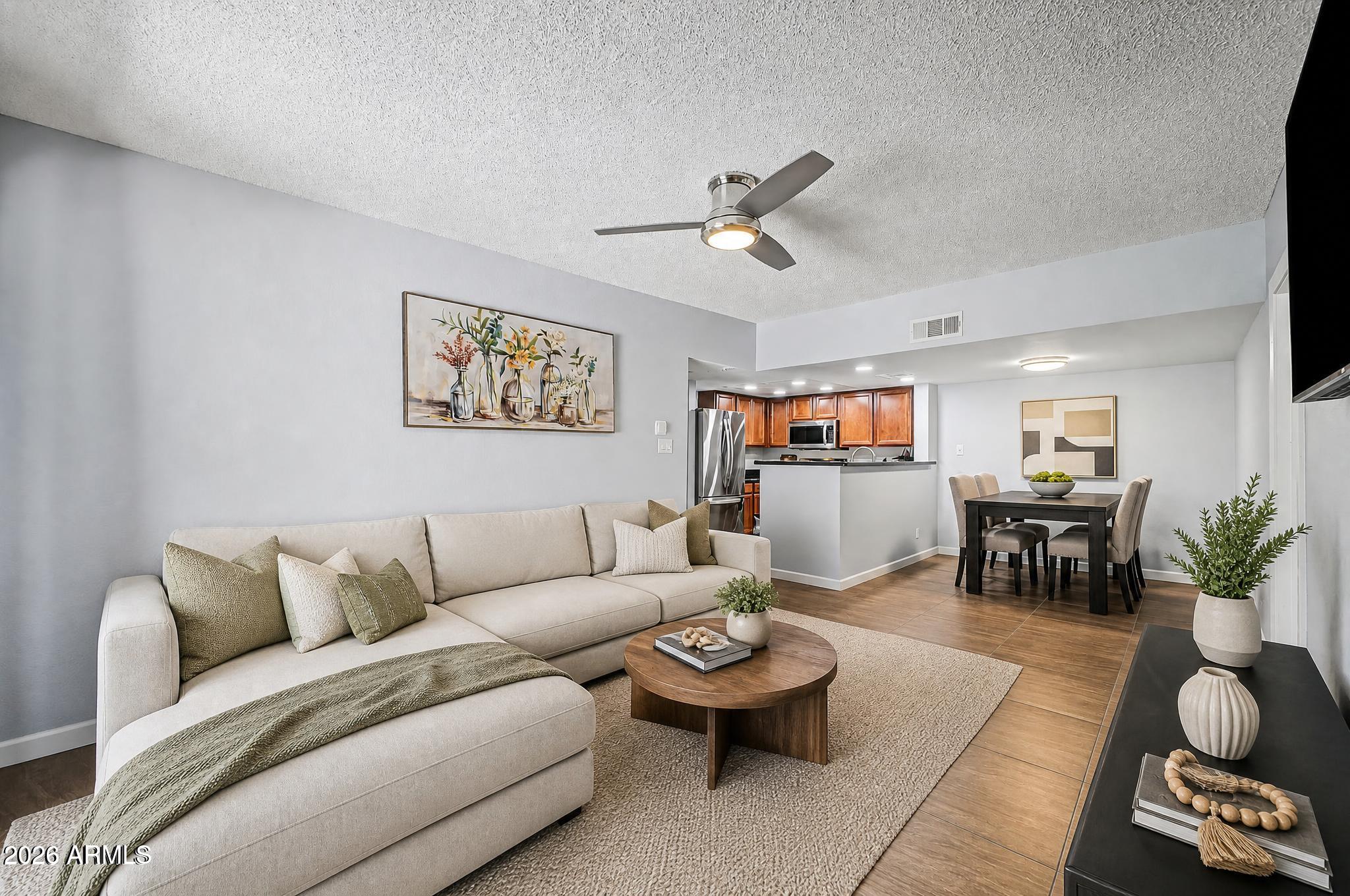 5757 W EUGIE Avenue 2098, Glendale, AZ 85304