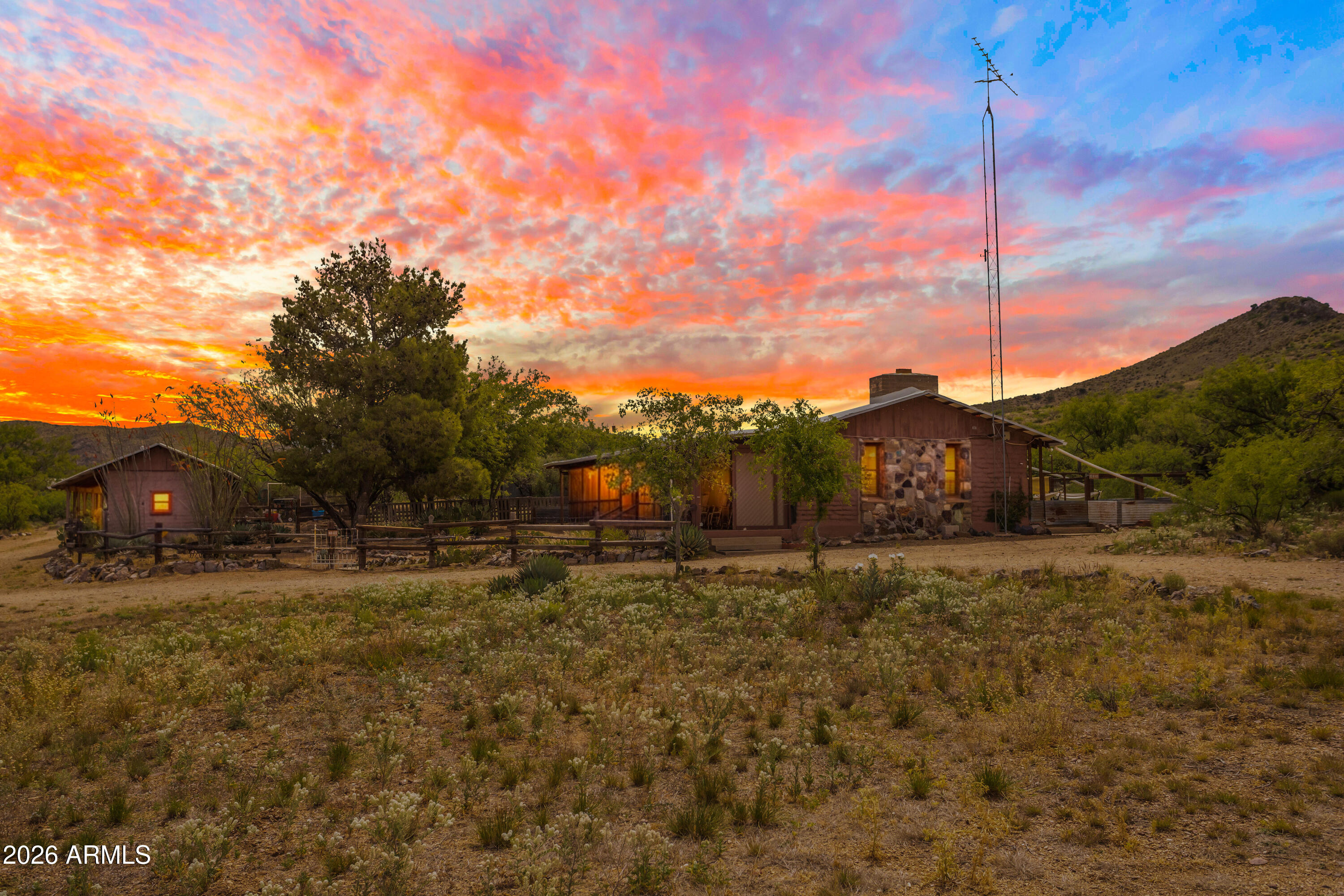 7101 E White Pacheco Street, Willcox, AZ 85643
