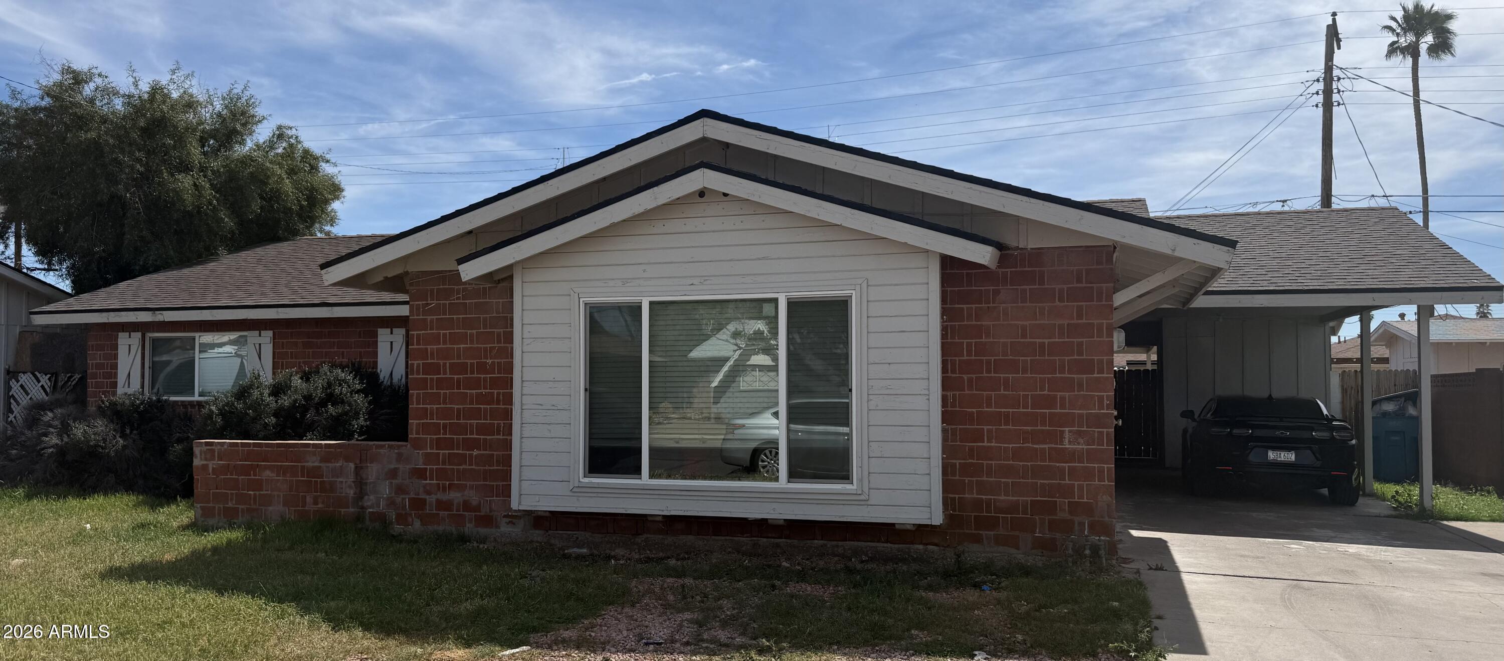 3725 W KEIM Drive, Phoenix, AZ 85019
