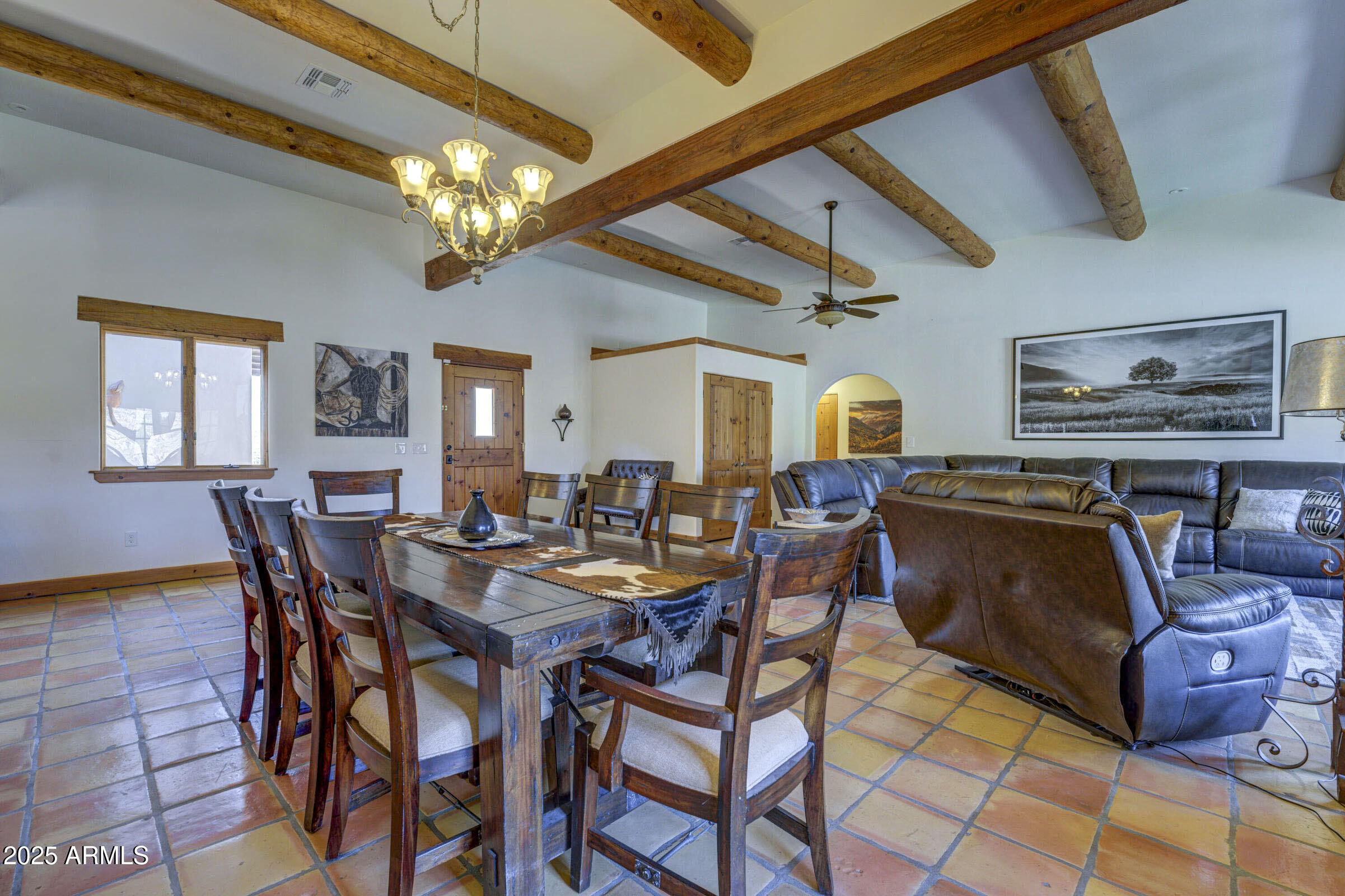 40445 N 32ND Street, Cave Creek, AZ 85331