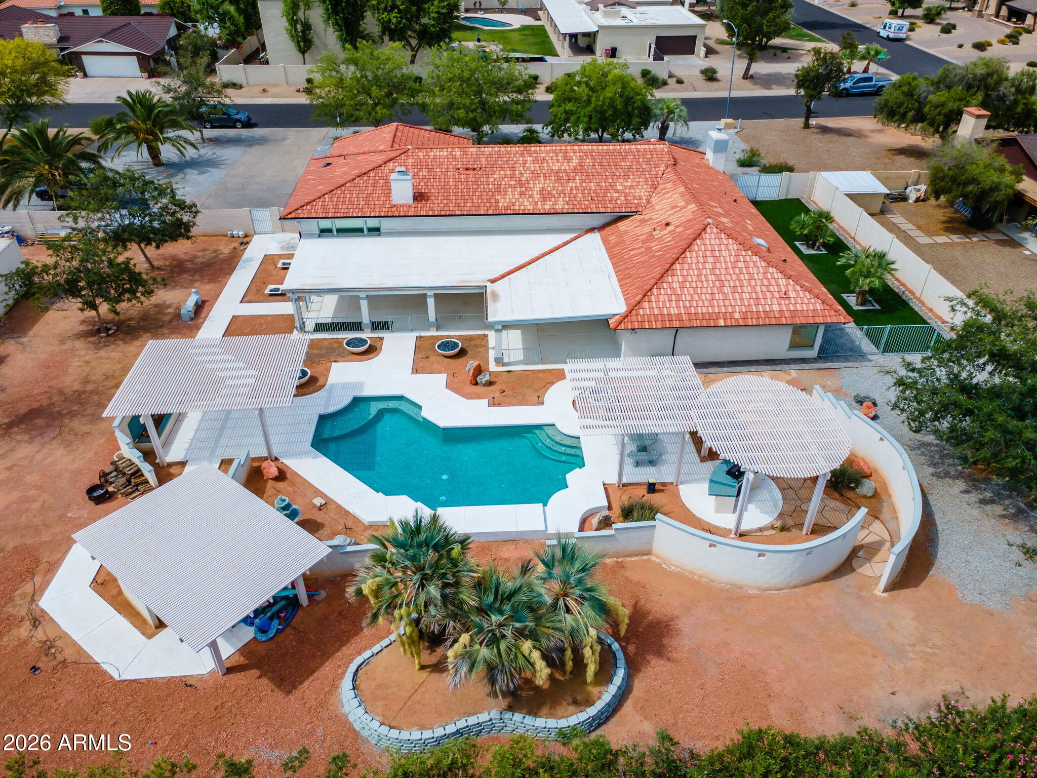 7811 E CHARTER OAK Road, Scottsdale, AZ 85260