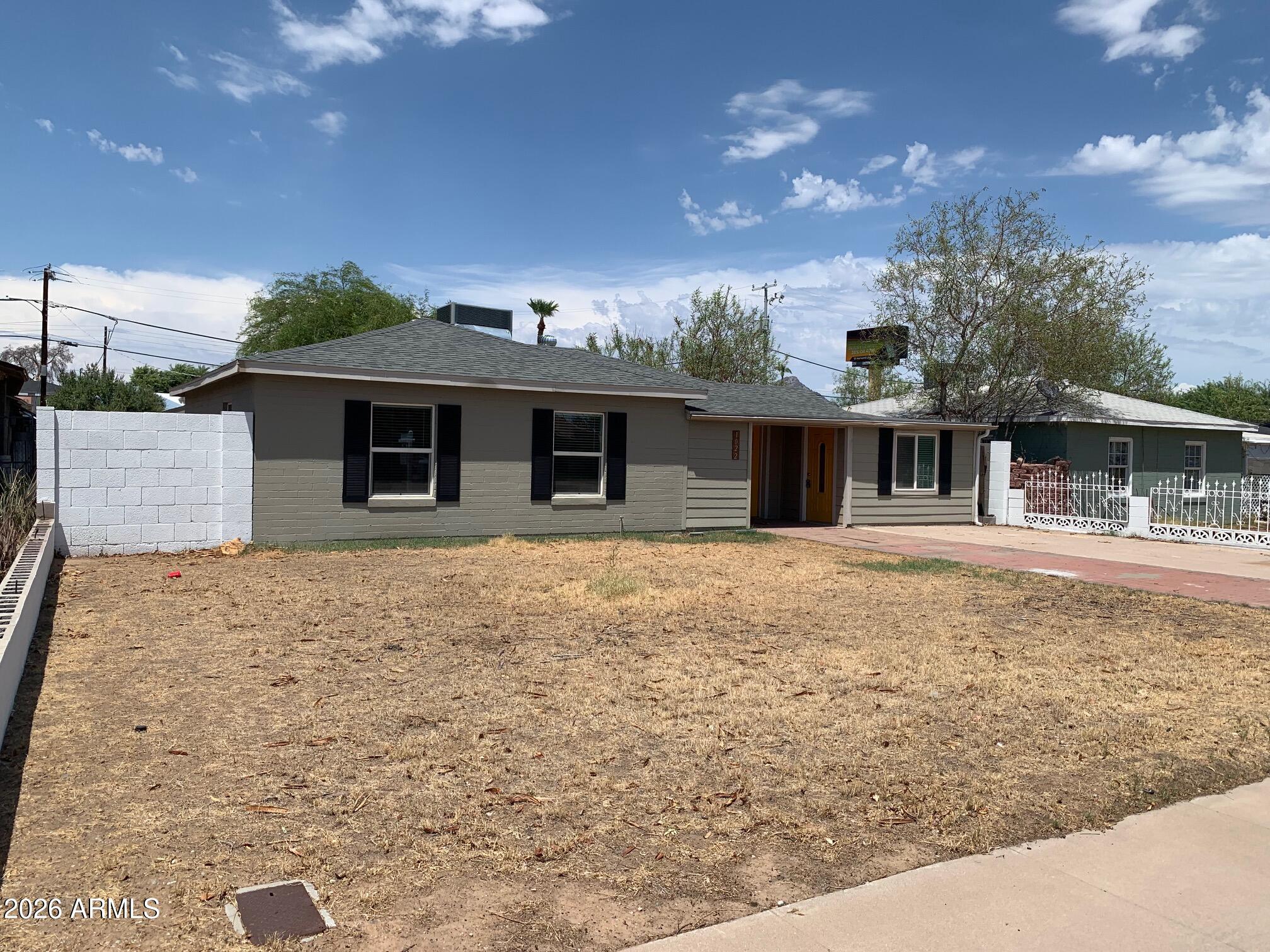 1022 E MARIPOSA Street, Phoenix, AZ 85014