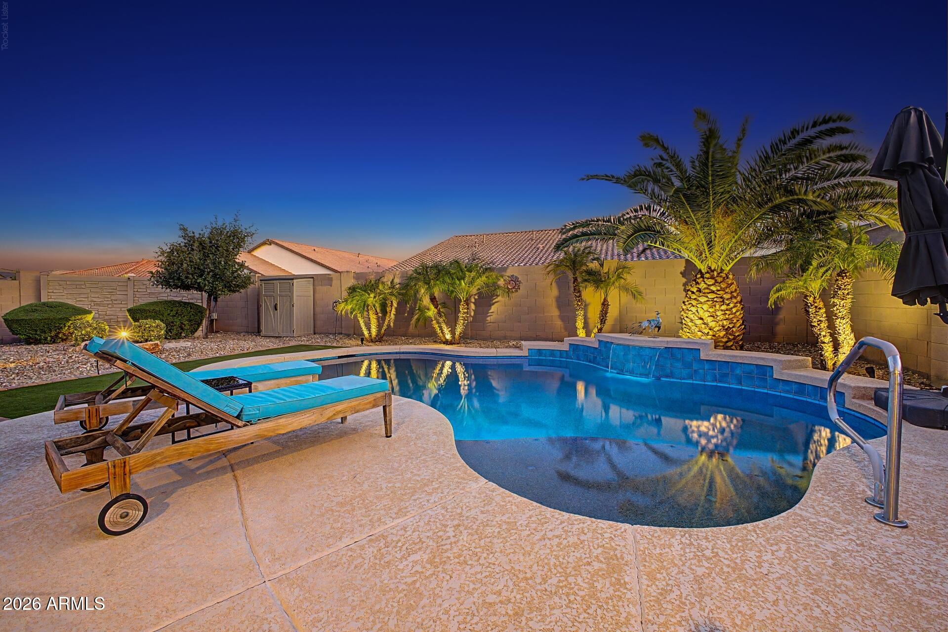 16385 W SOFT WIND Drive, Surprise, AZ 85387