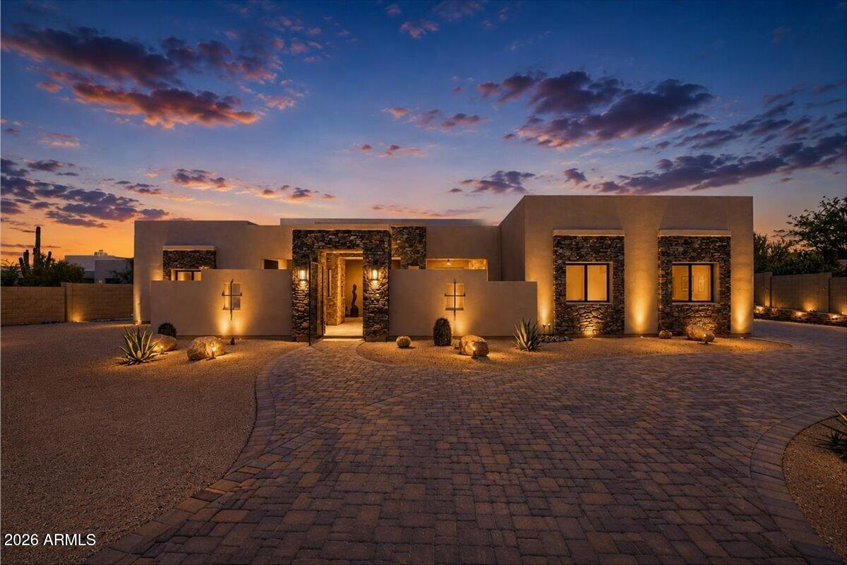 6027 E WILDCAT Drive, Cave Creek, AZ 85331