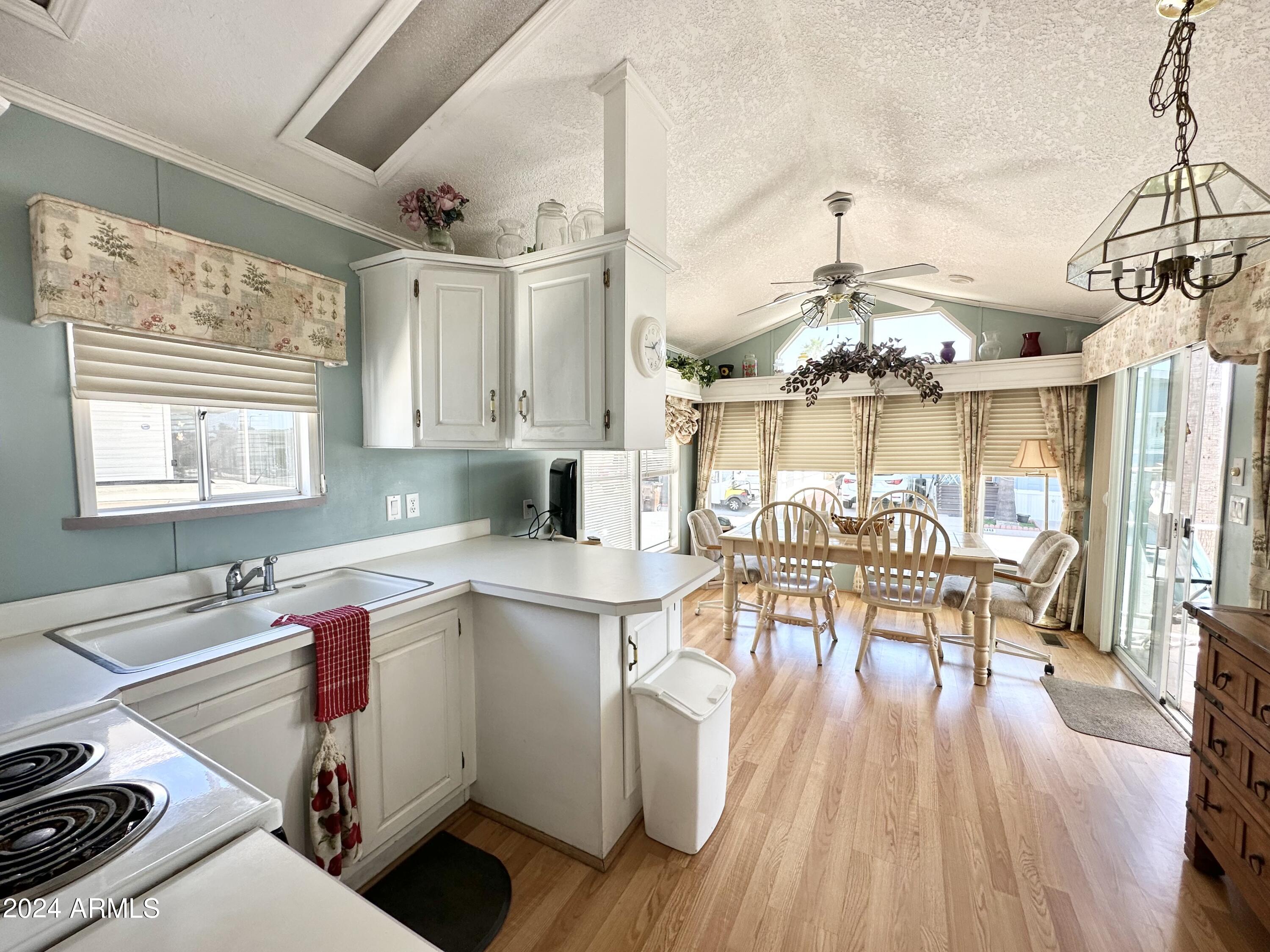782 S CINNABAR Drive 782, Apache Junction, AZ 85119