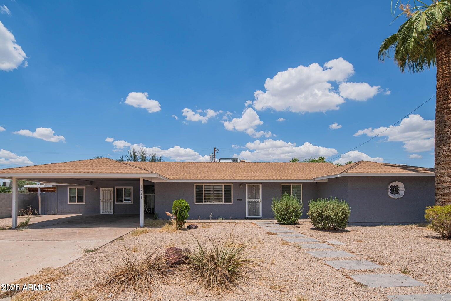 1648 E MITCHELL Drive, Phoenix, AZ 85016