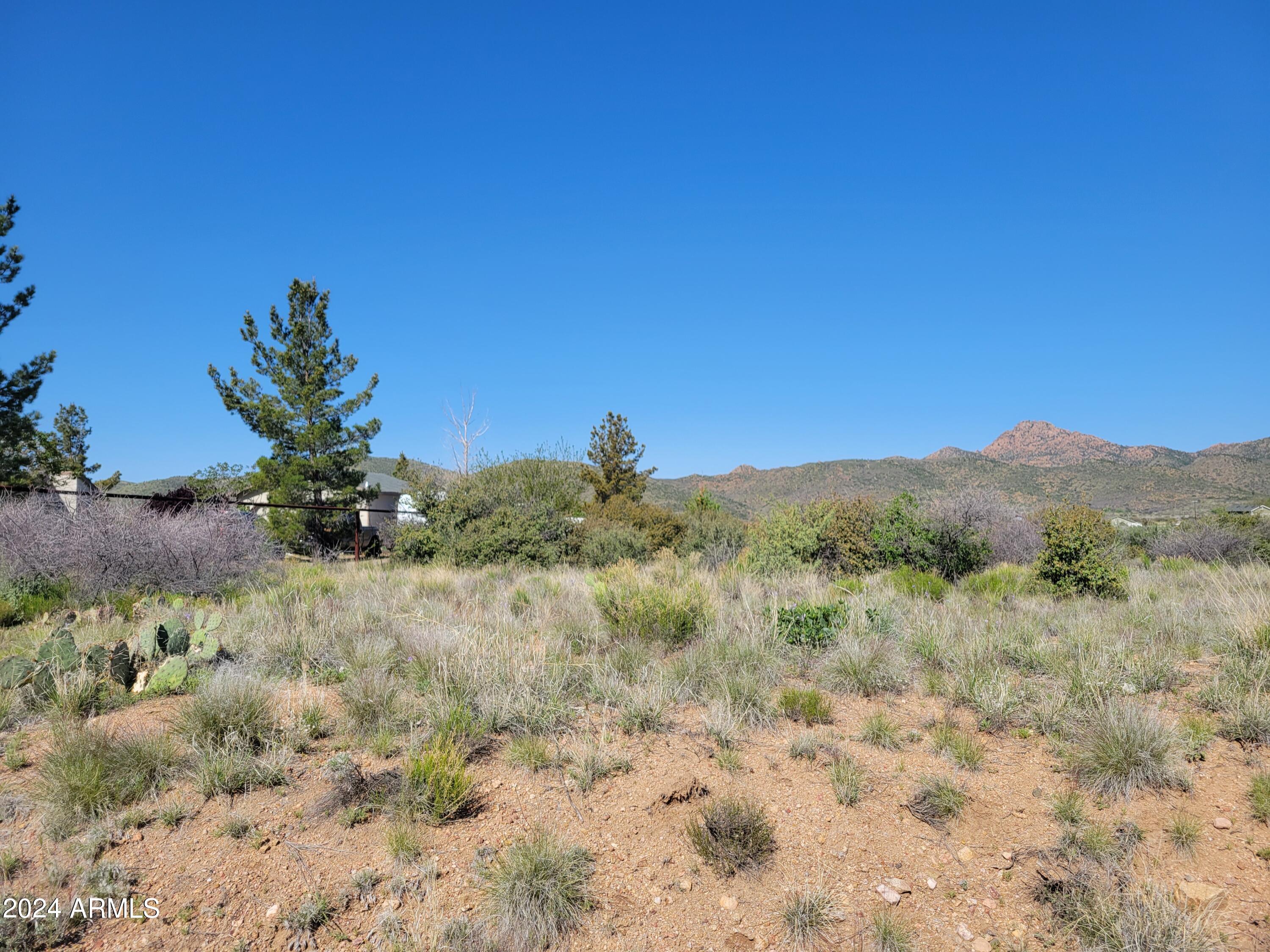 6800 S MUSGROVE Road 00, Skull Valley, AZ 86338