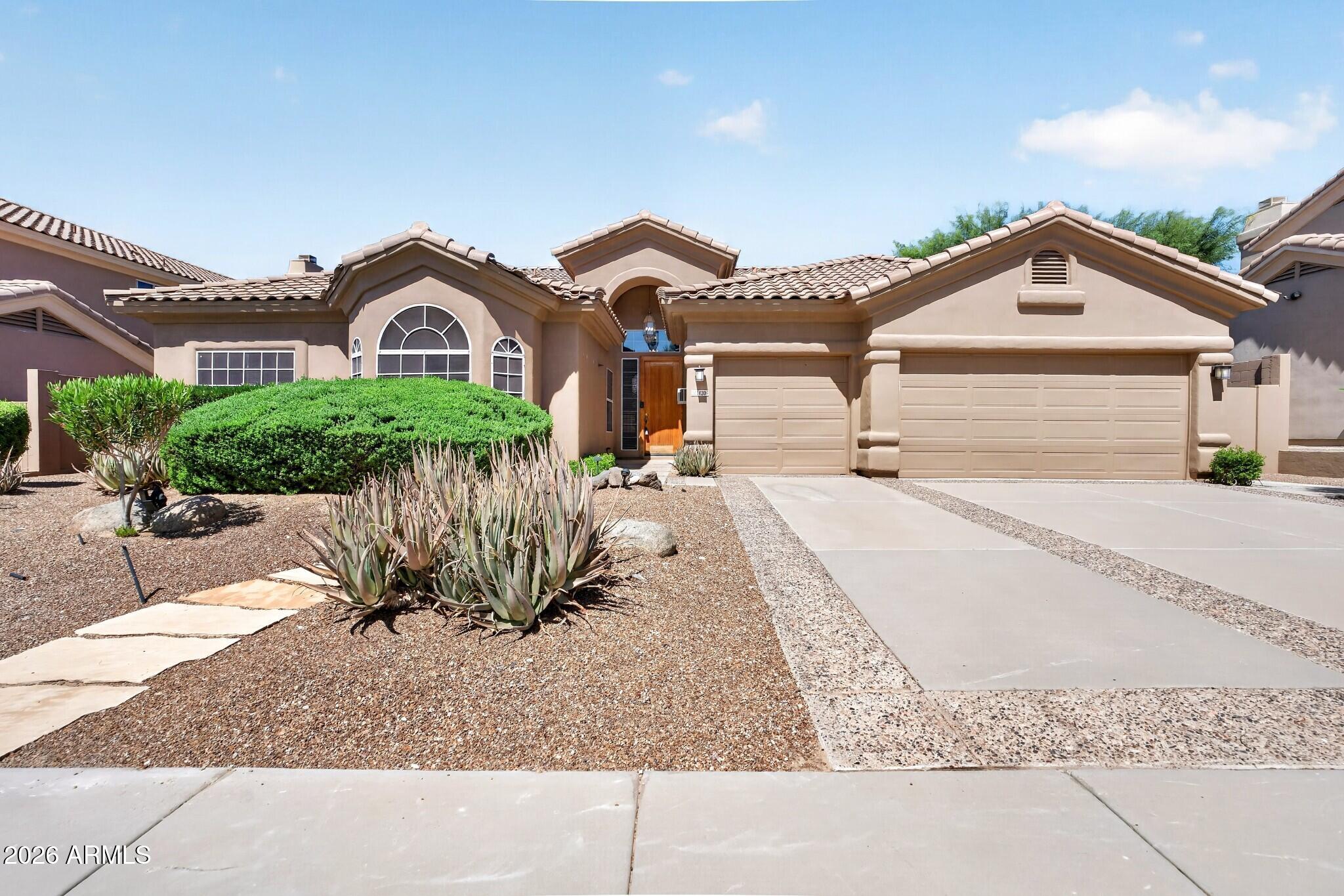 14206 S 12TH Place, Phoenix, AZ 85048