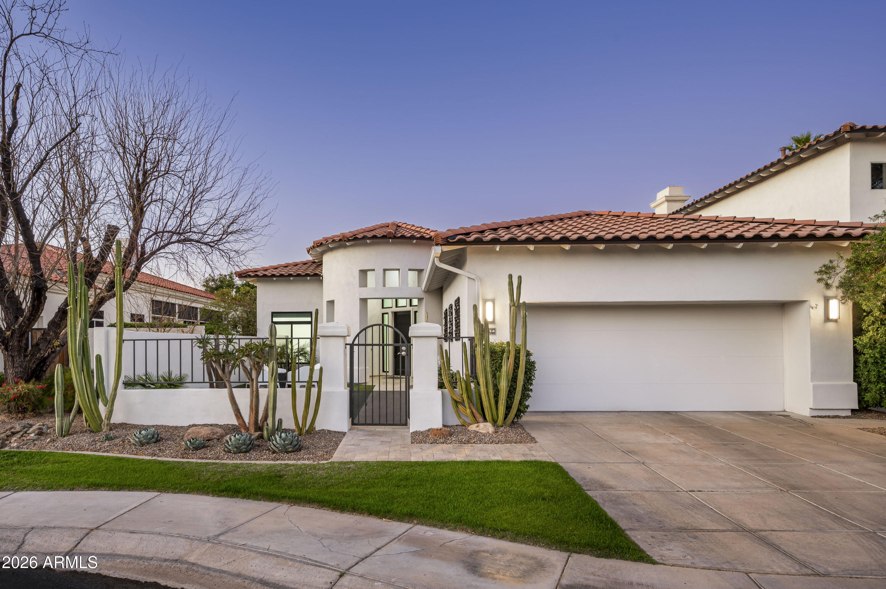 7614 E Cactus Wren Road, Scottsdale, AZ 85250