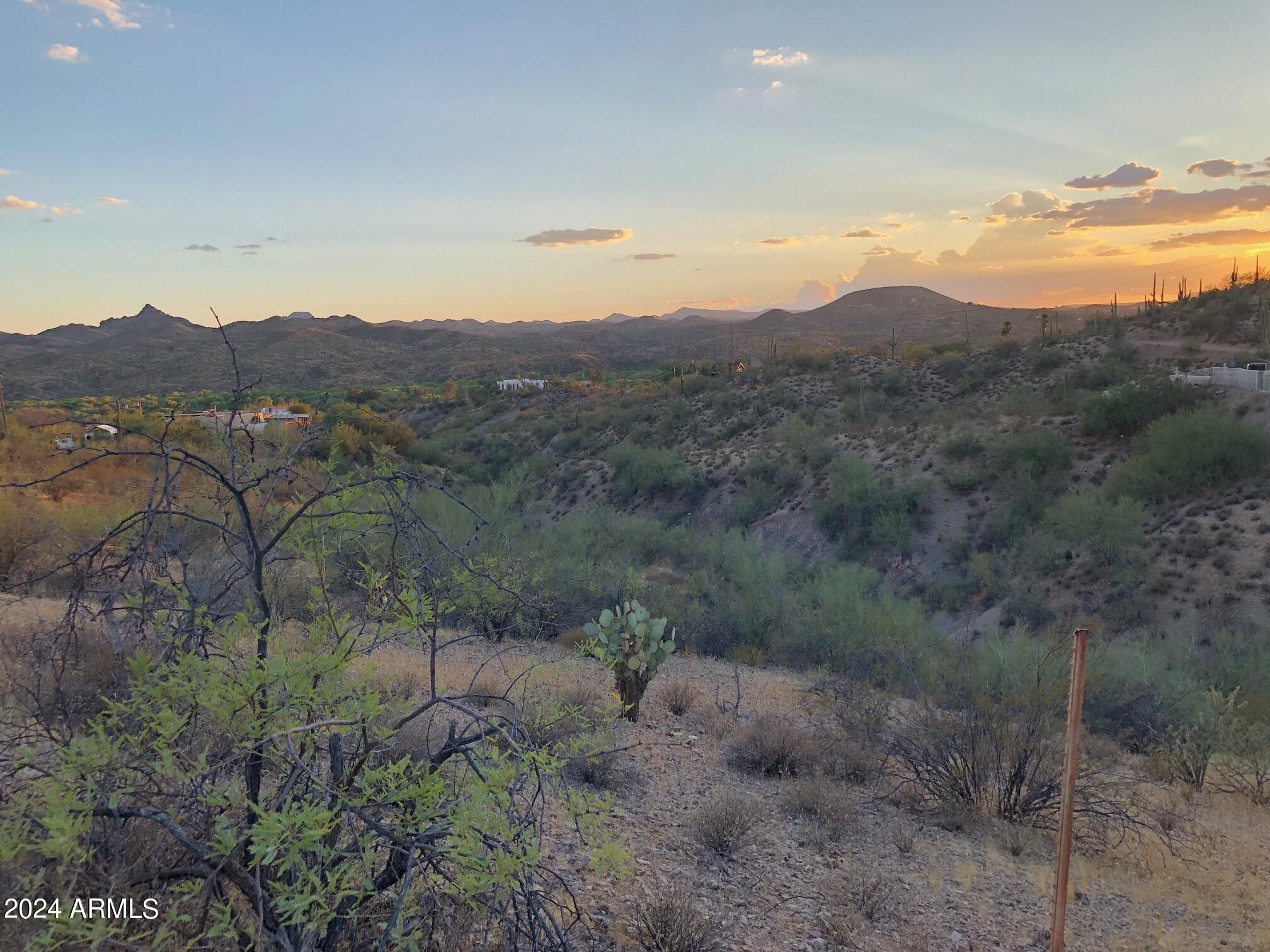 518XX N Mockingbird Trail -, Wickenburg, AZ 85390