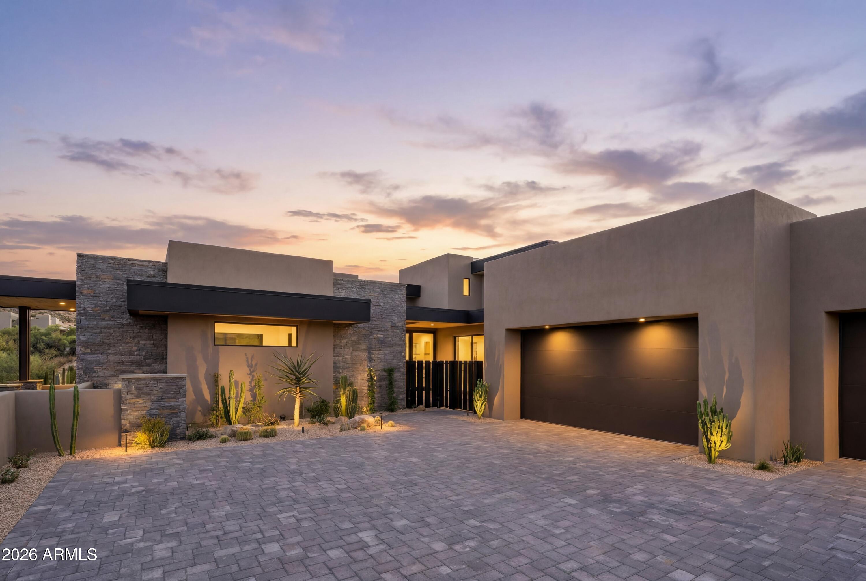 10023 E FILAREE Lane, Scottsdale, AZ 85262