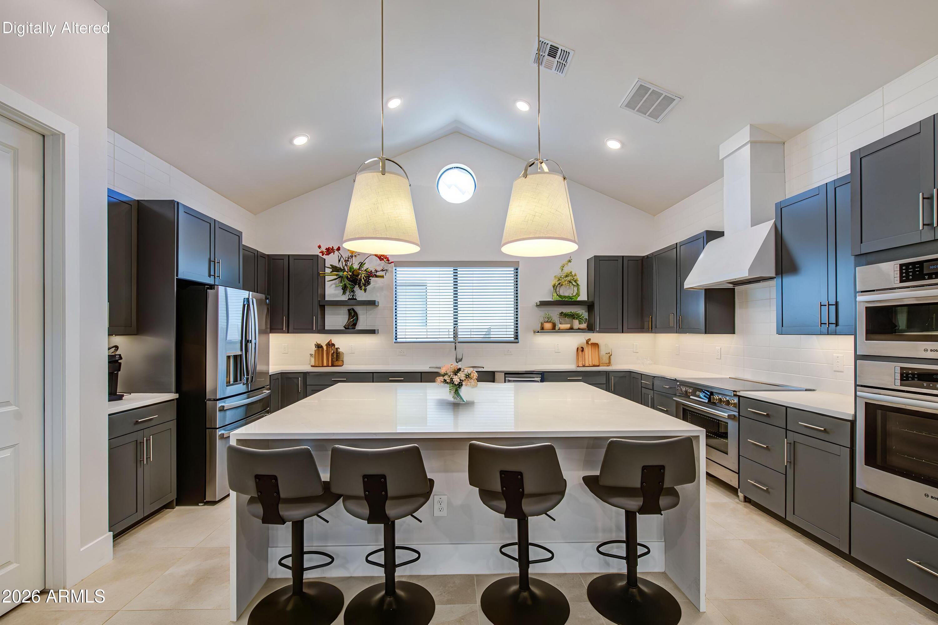 42113 N GOLDEN Trail, San Tan Valley, AZ 85140