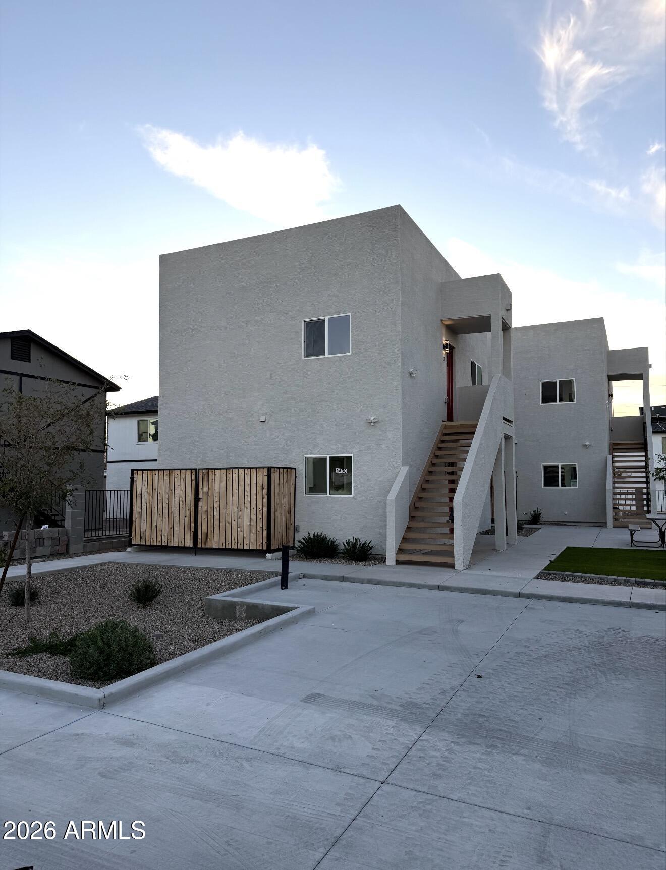 6630 S 11th Street 1, Phoenix, AZ 85042