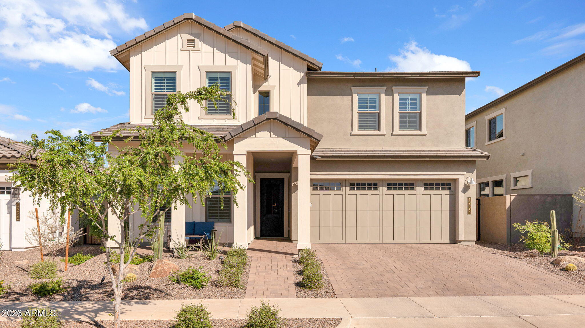 1932 W ROWEL Road, Phoenix, AZ 85085