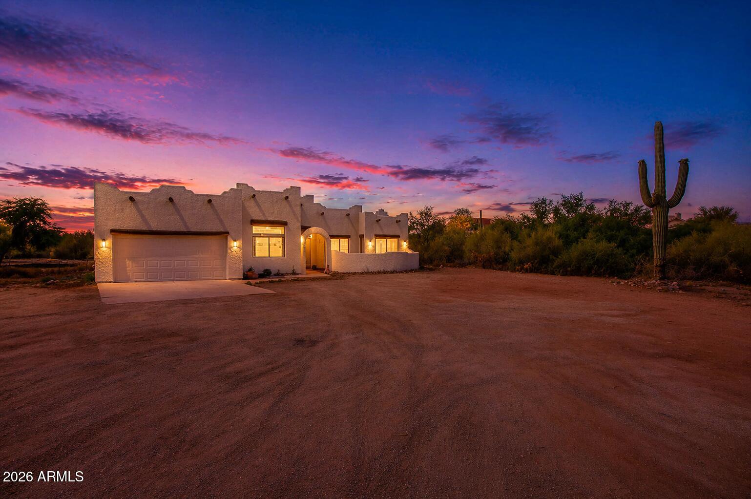 310 N MOUNTAIN VIEW Road, Apache Junction, AZ 85119