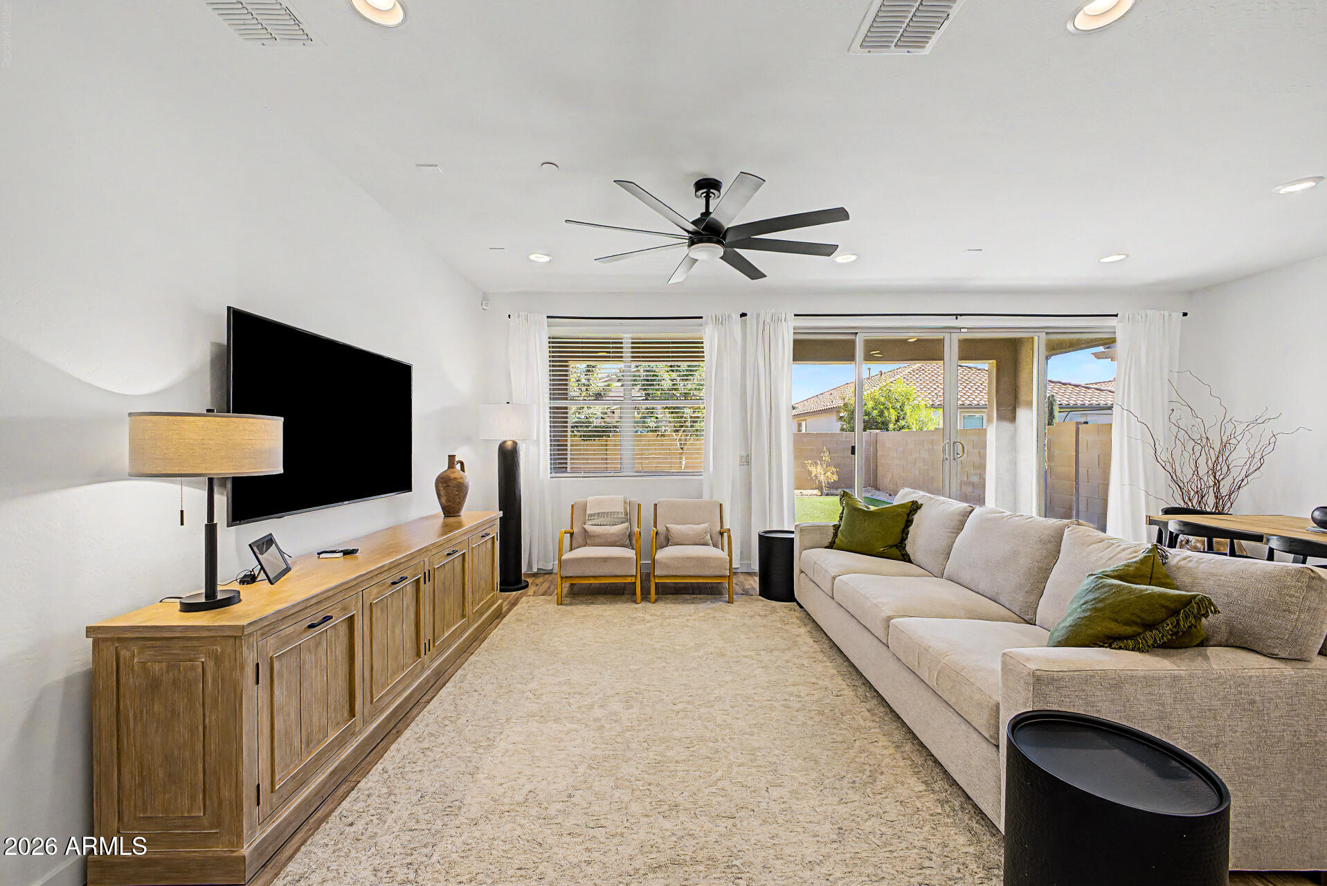 9837 E TIBURON Avenue, Mesa, AZ 85212