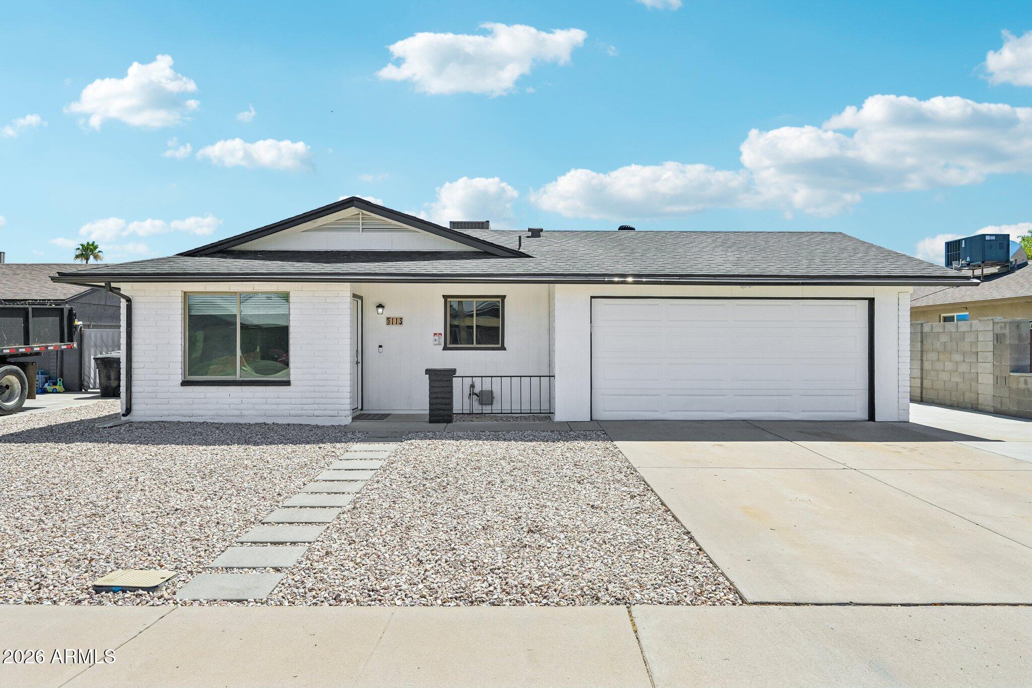 113 N RIDGE Circle, Mesa, AZ 85203