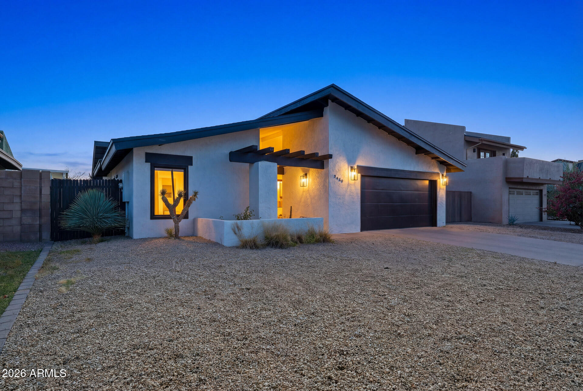 5449 E CAMBRIDGE Avenue, Phoenix, AZ 85008
