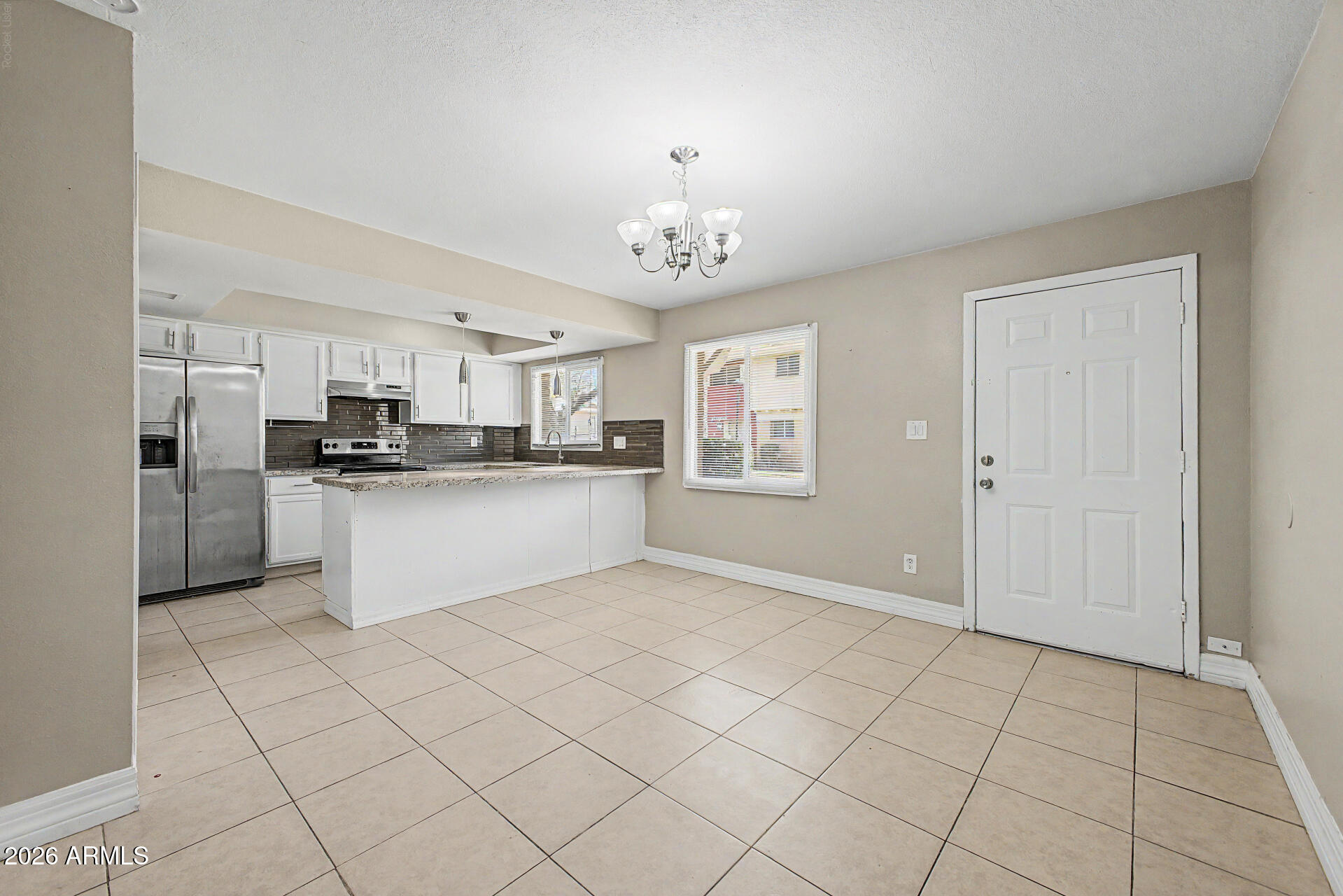 4338 W MARYLAND Avenue, Glendale, AZ 85301