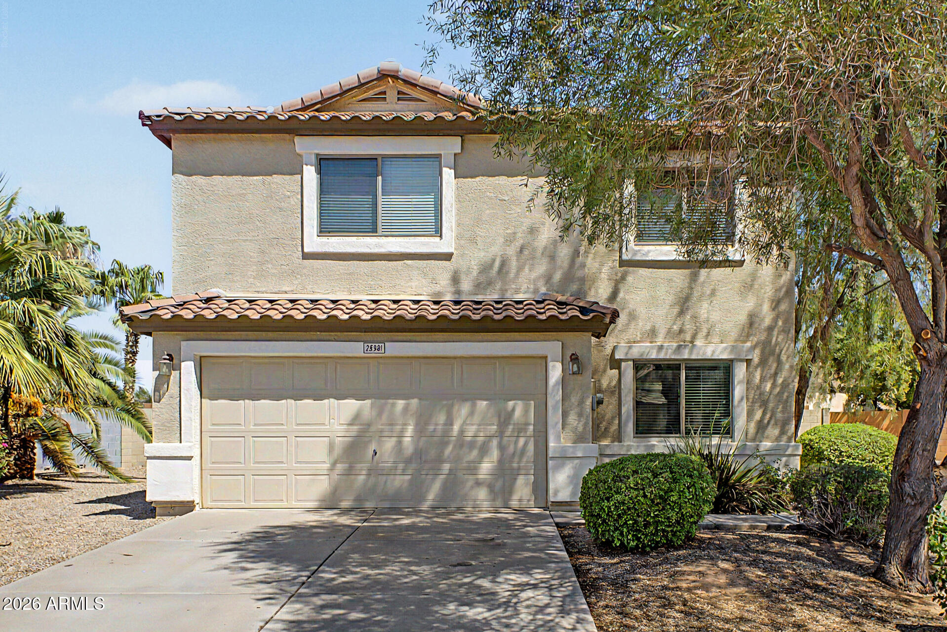 28981 N COAL Avenue, San Tan Valley, AZ 85143
