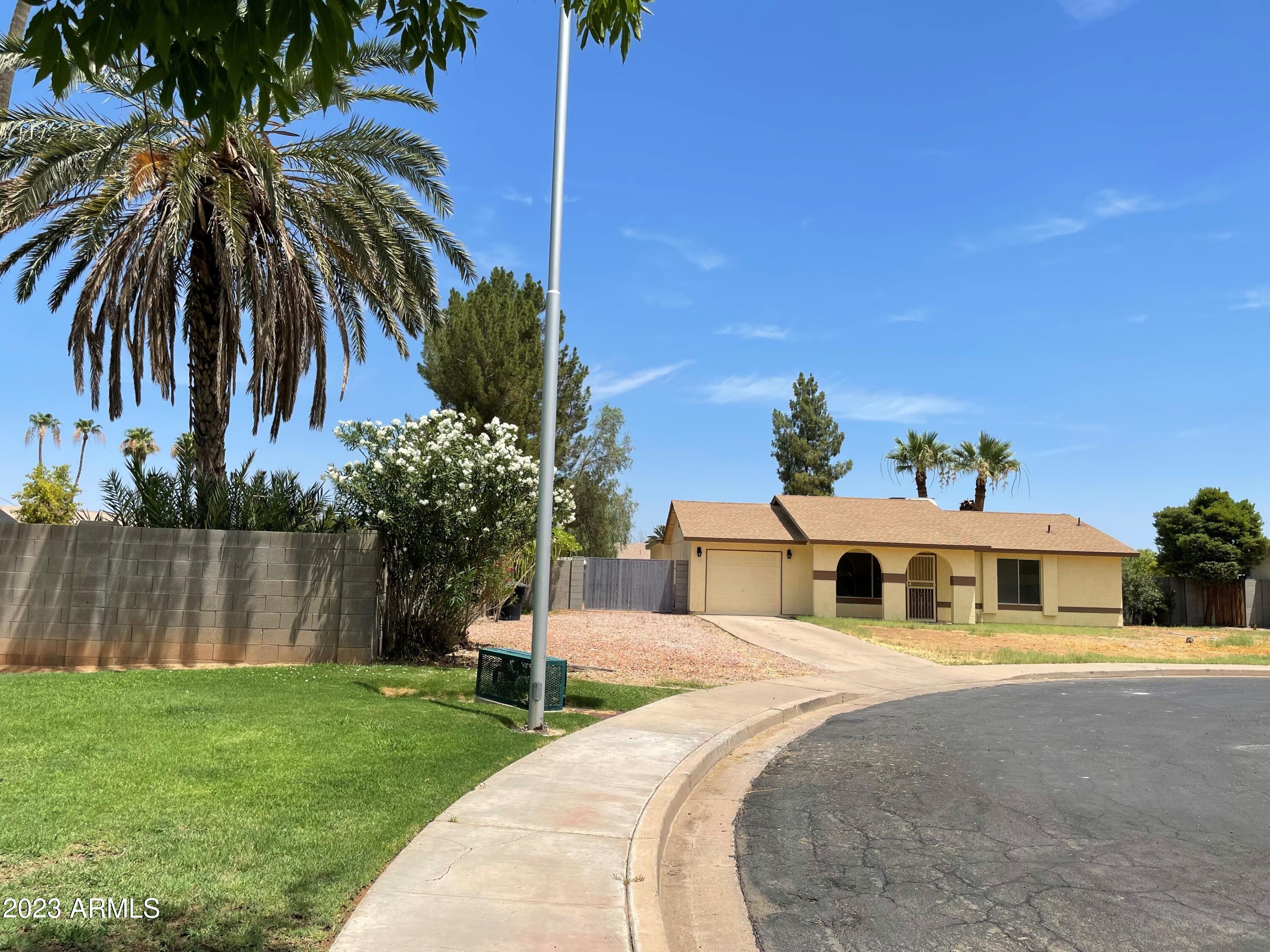 2834 E JUANITA Avenue, Mesa, AZ 85204